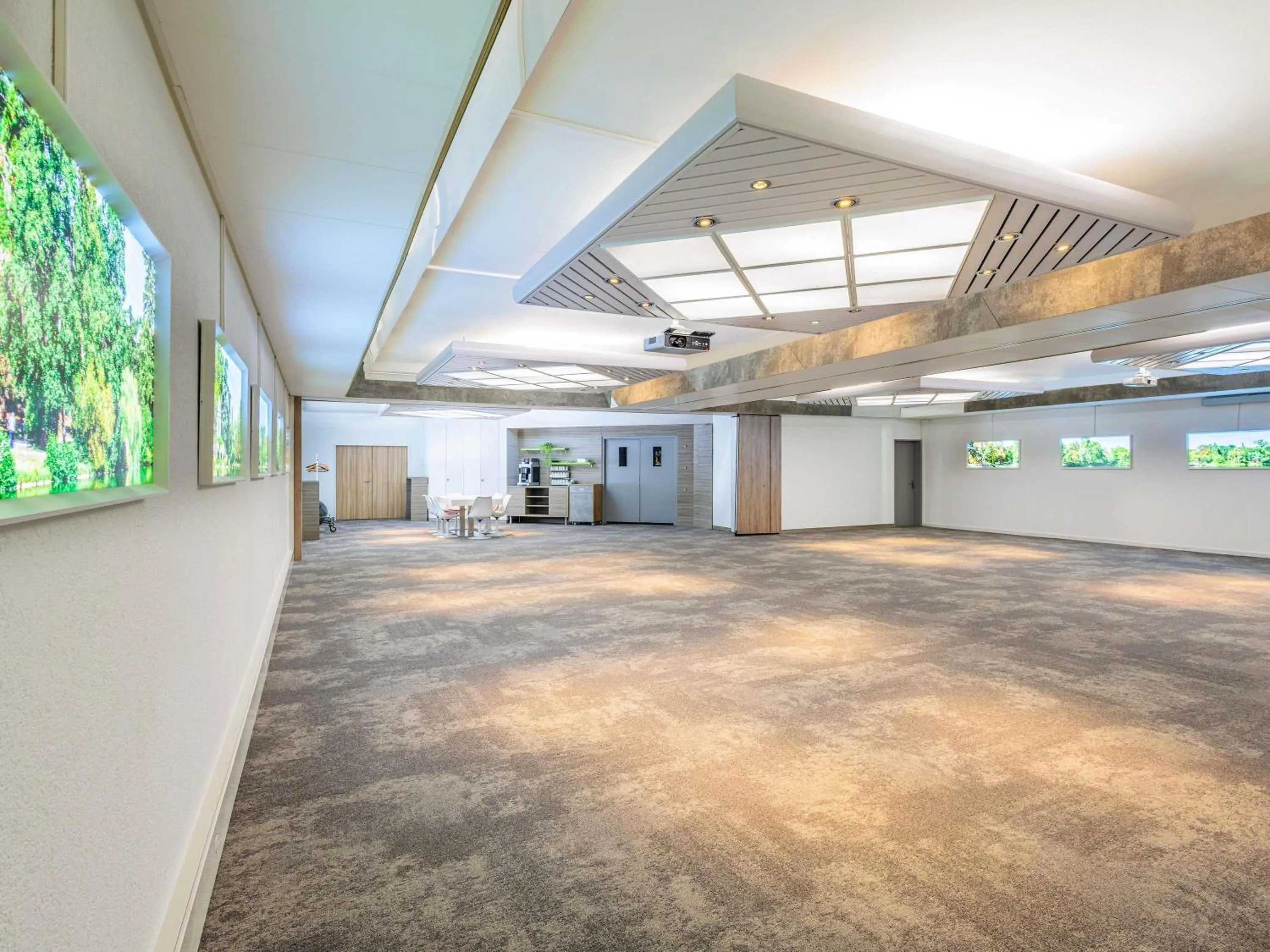 Meeting/conference room in ibis Lausanne Crissier