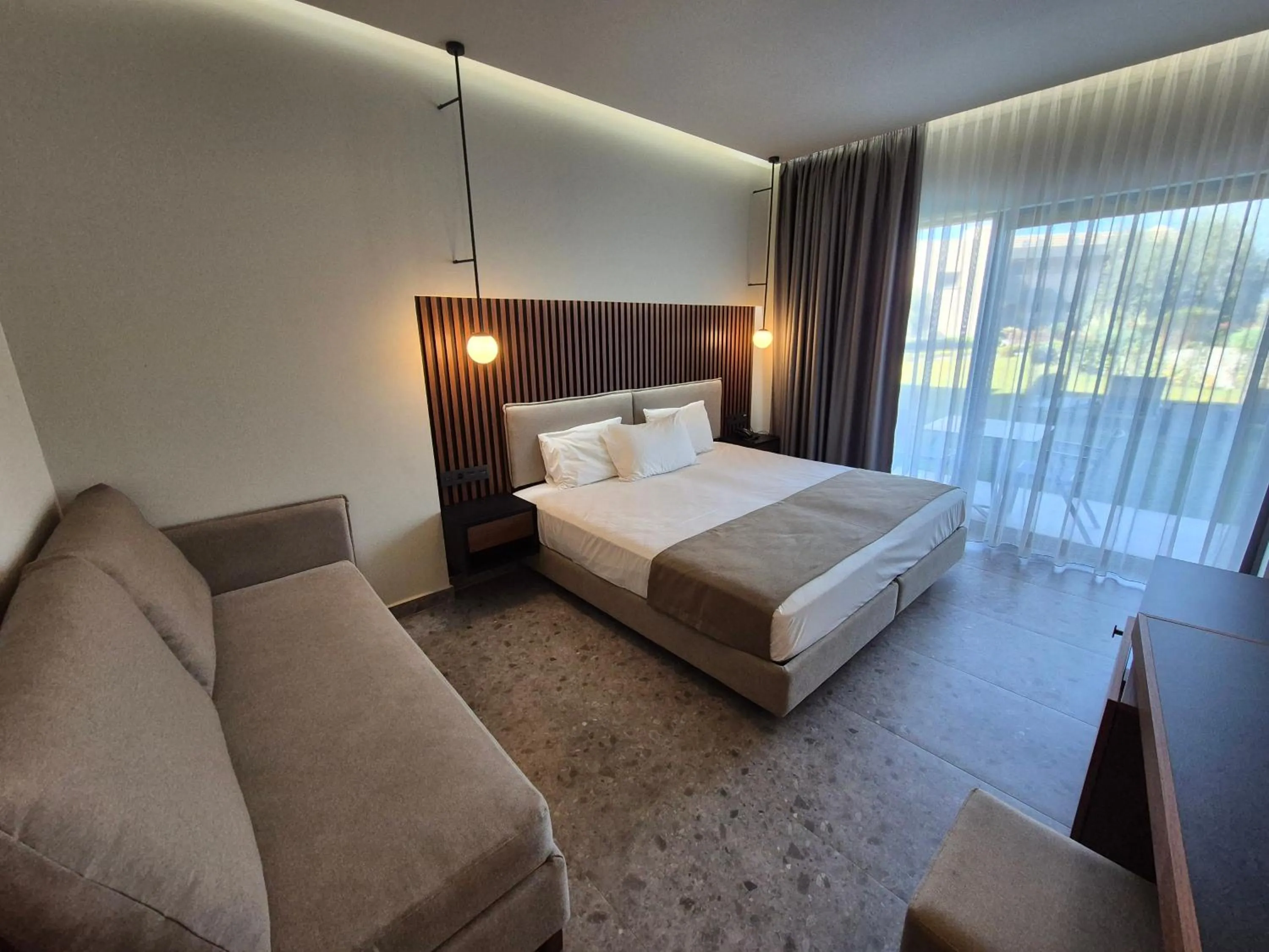 Photo of the whole room in Thassos Imperial Resort