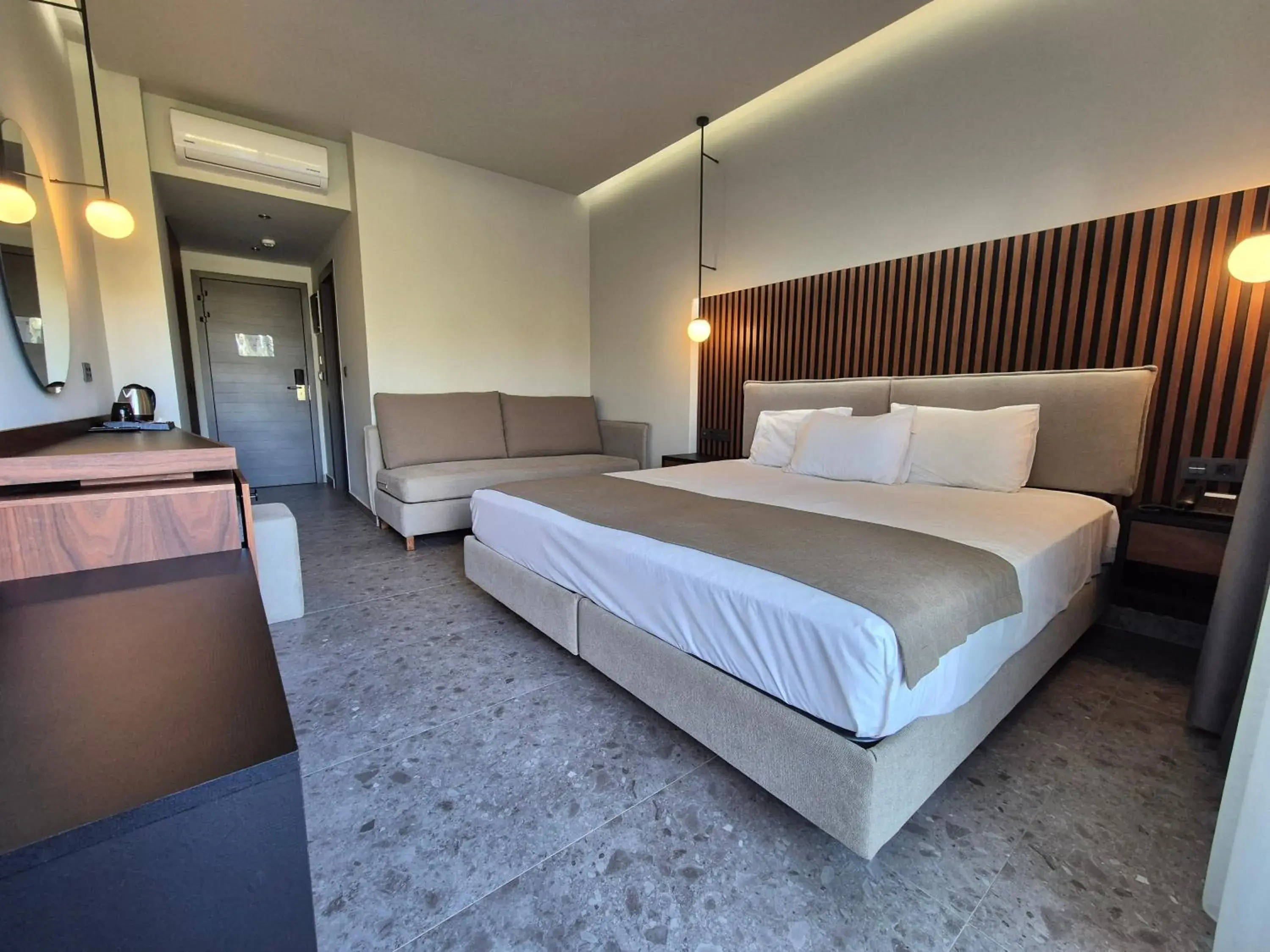 Deluxe Room with Side Sea View in Thassos Imperial Resort Deluxe Room with Side Sea View in Thassos Imperial Resort