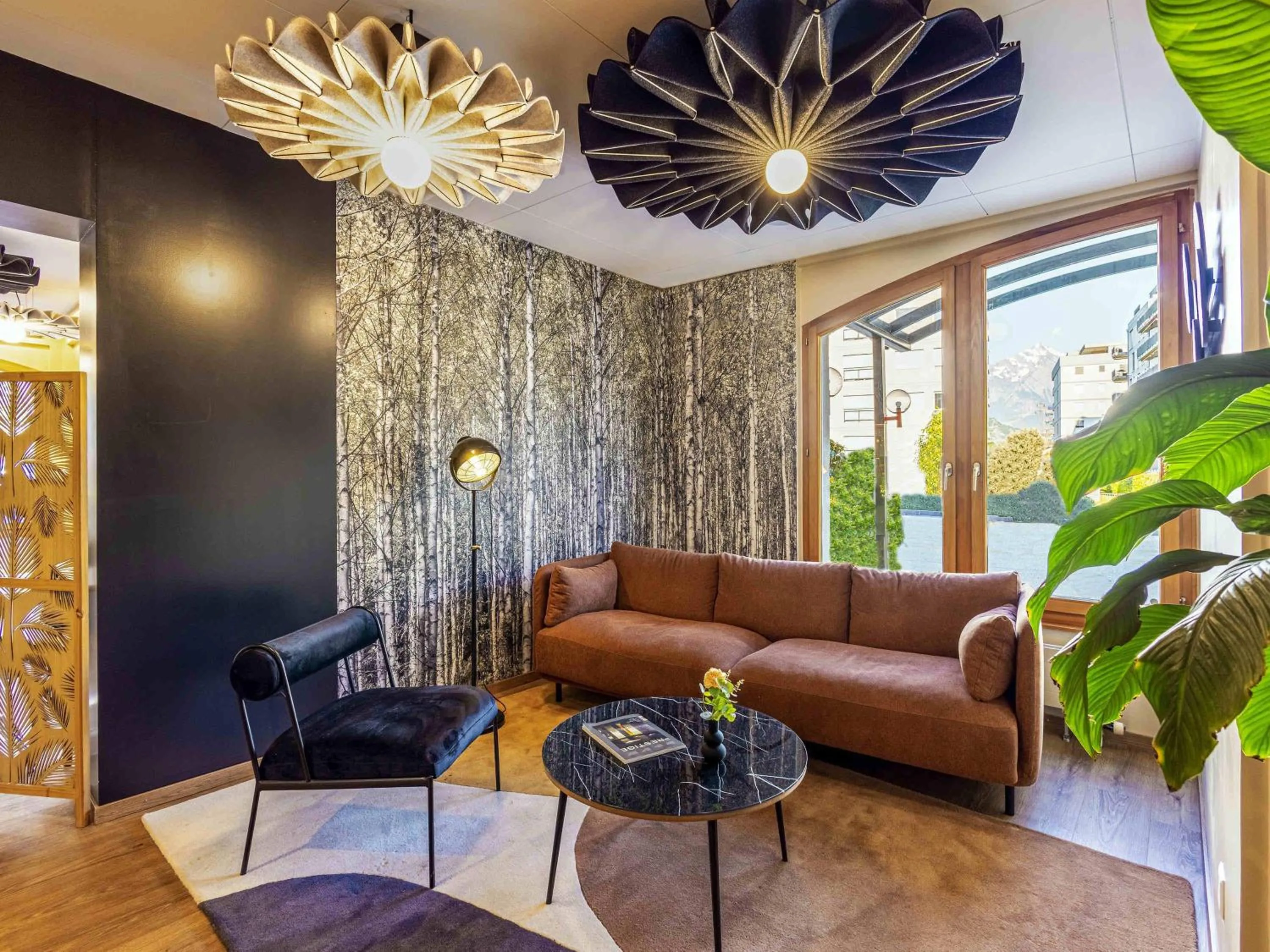 Property building in Ibis Sion