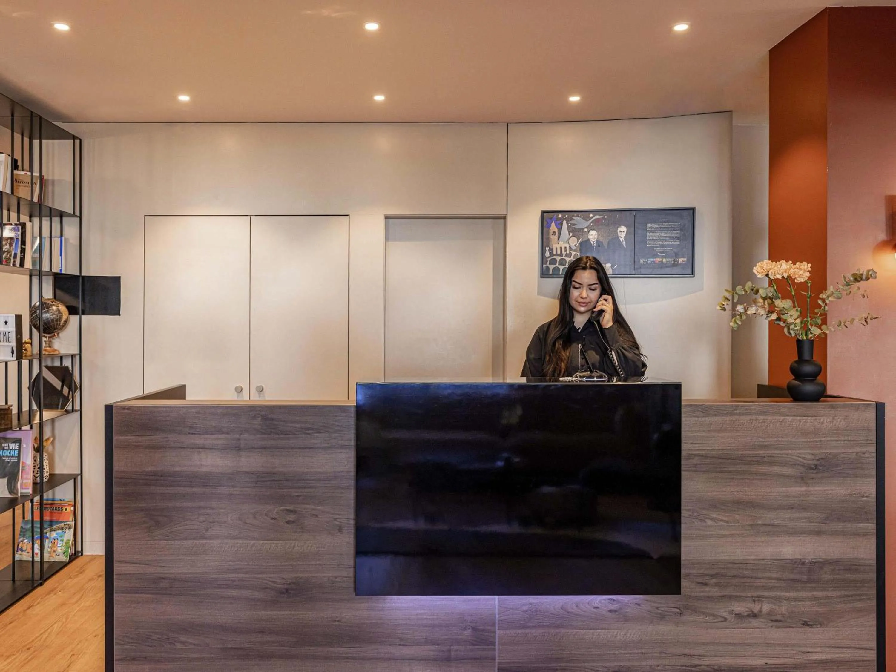 Property building in Ibis Sion