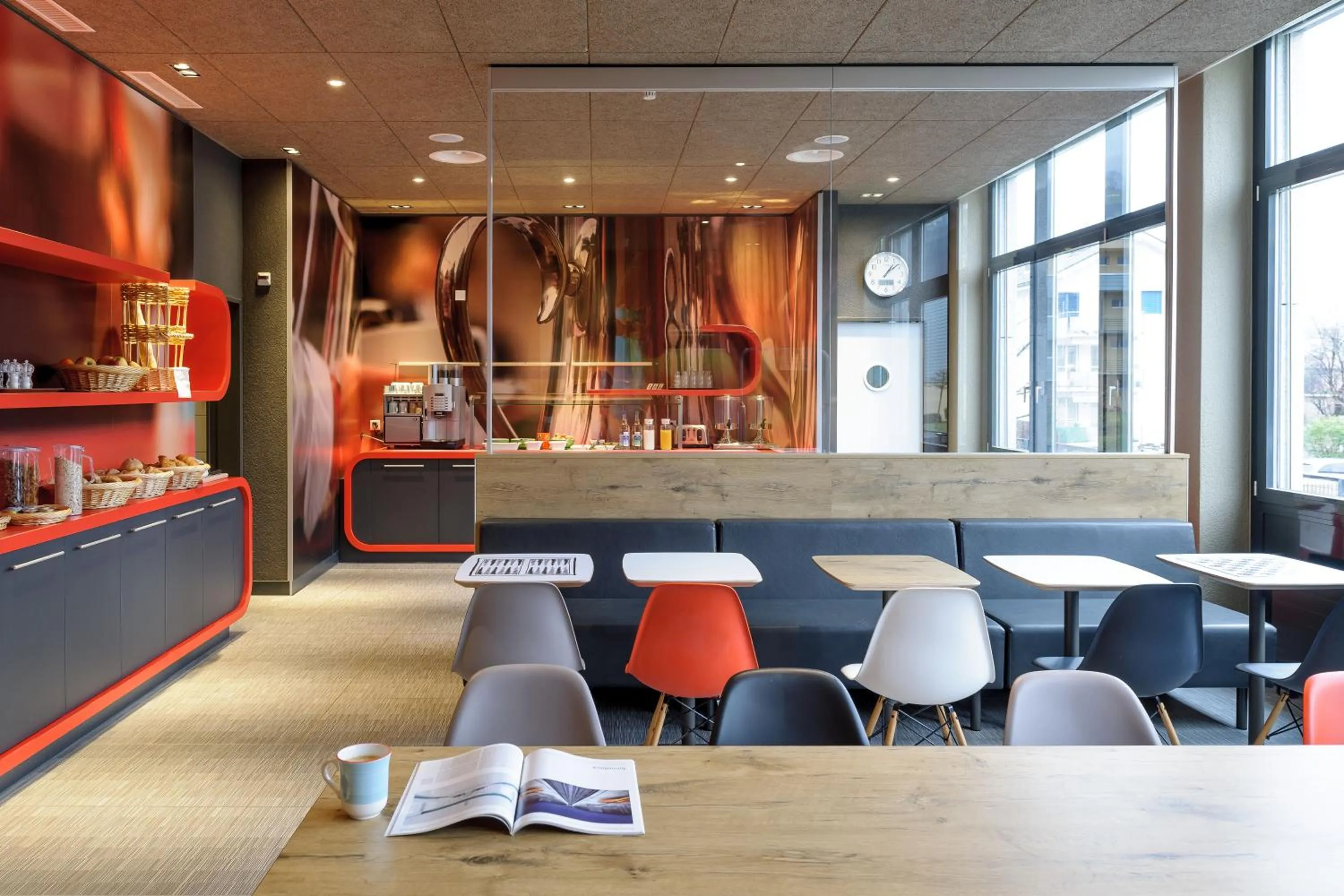 Restaurant/places to eat in ibis Luzern Kriens