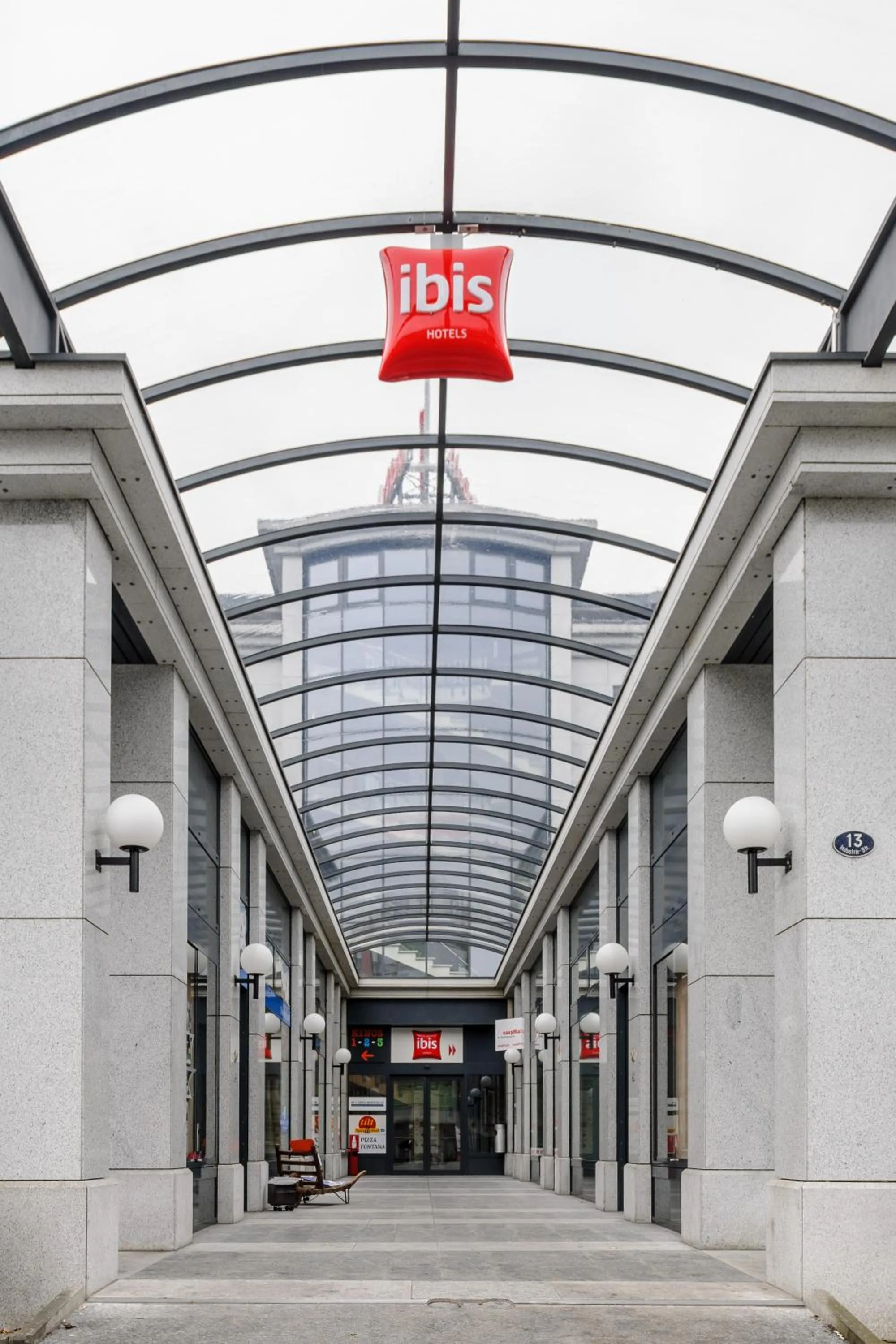 Facade/entrance in ibis Luzern Kriens