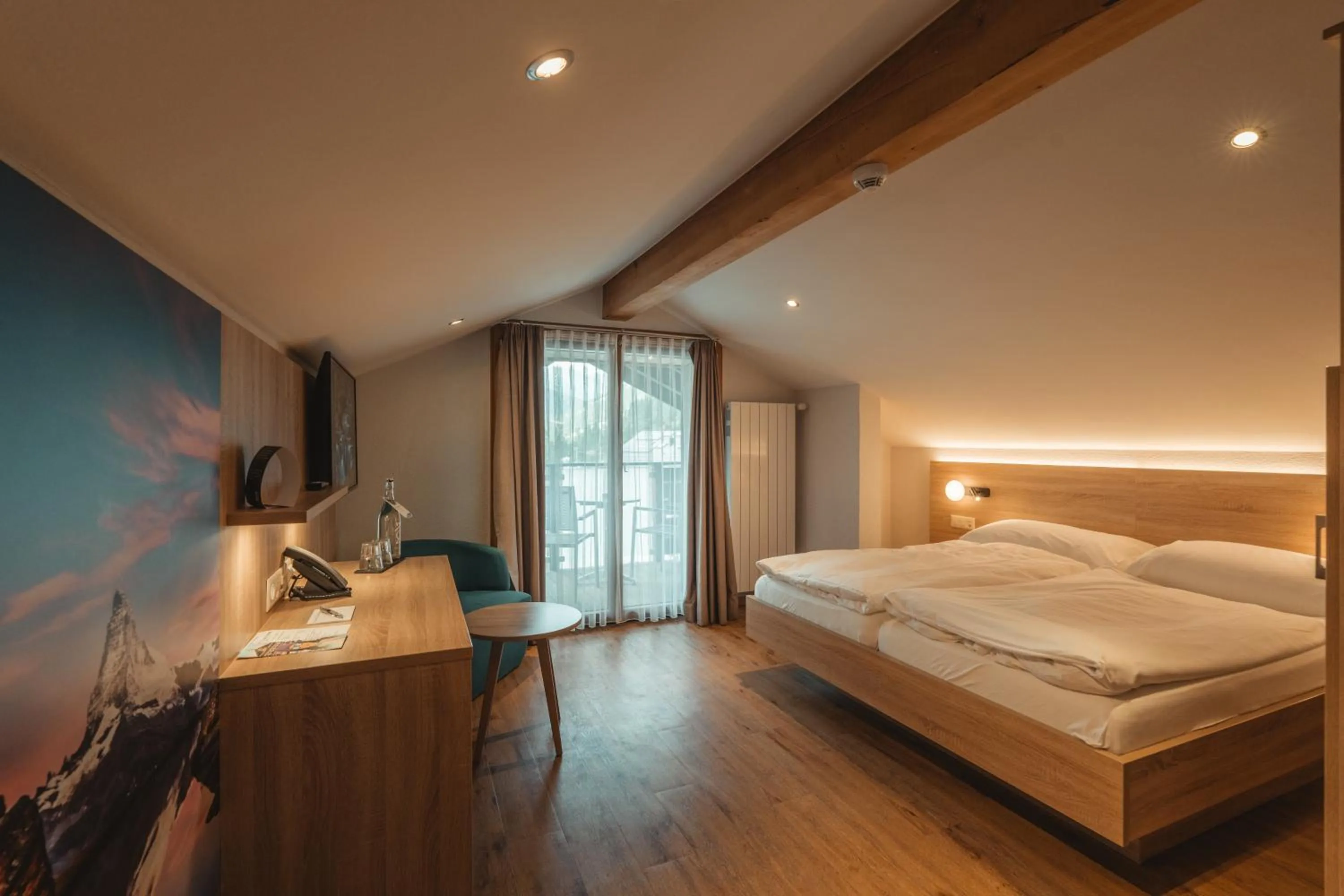 Bed in Hotel Matterhorn Inn