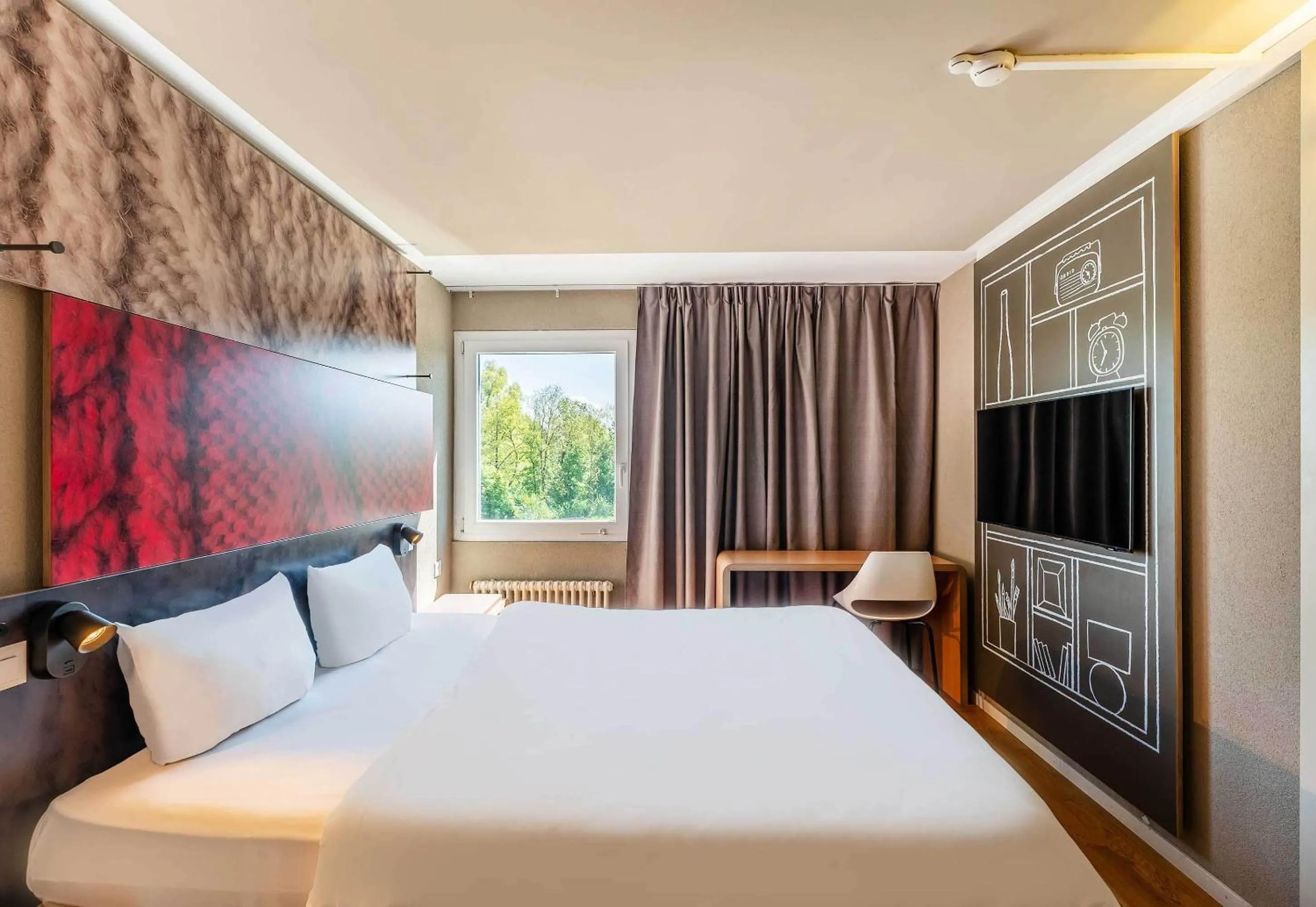 Bedroom, Bed in B&B HOTEL Rothrist Olten