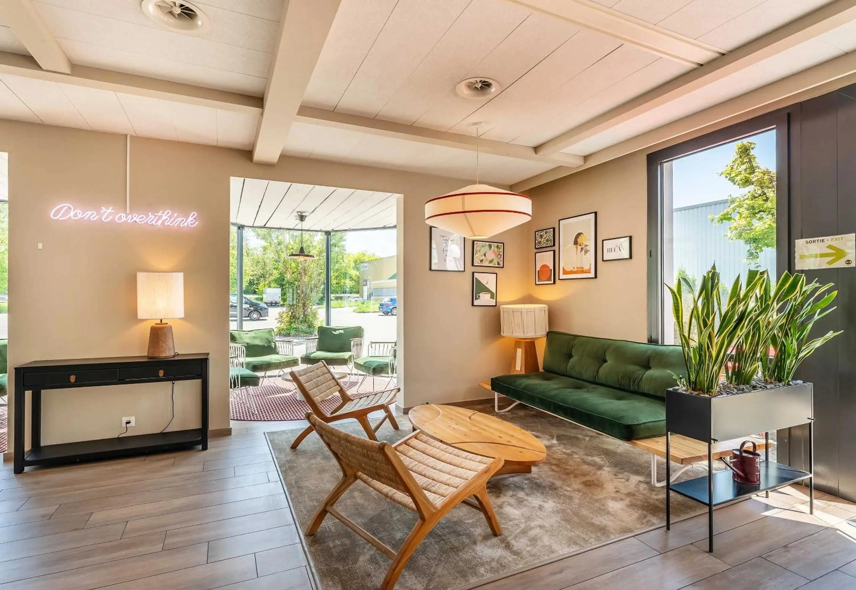 Lobby or reception in B&B HOTEL Rothrist Olten