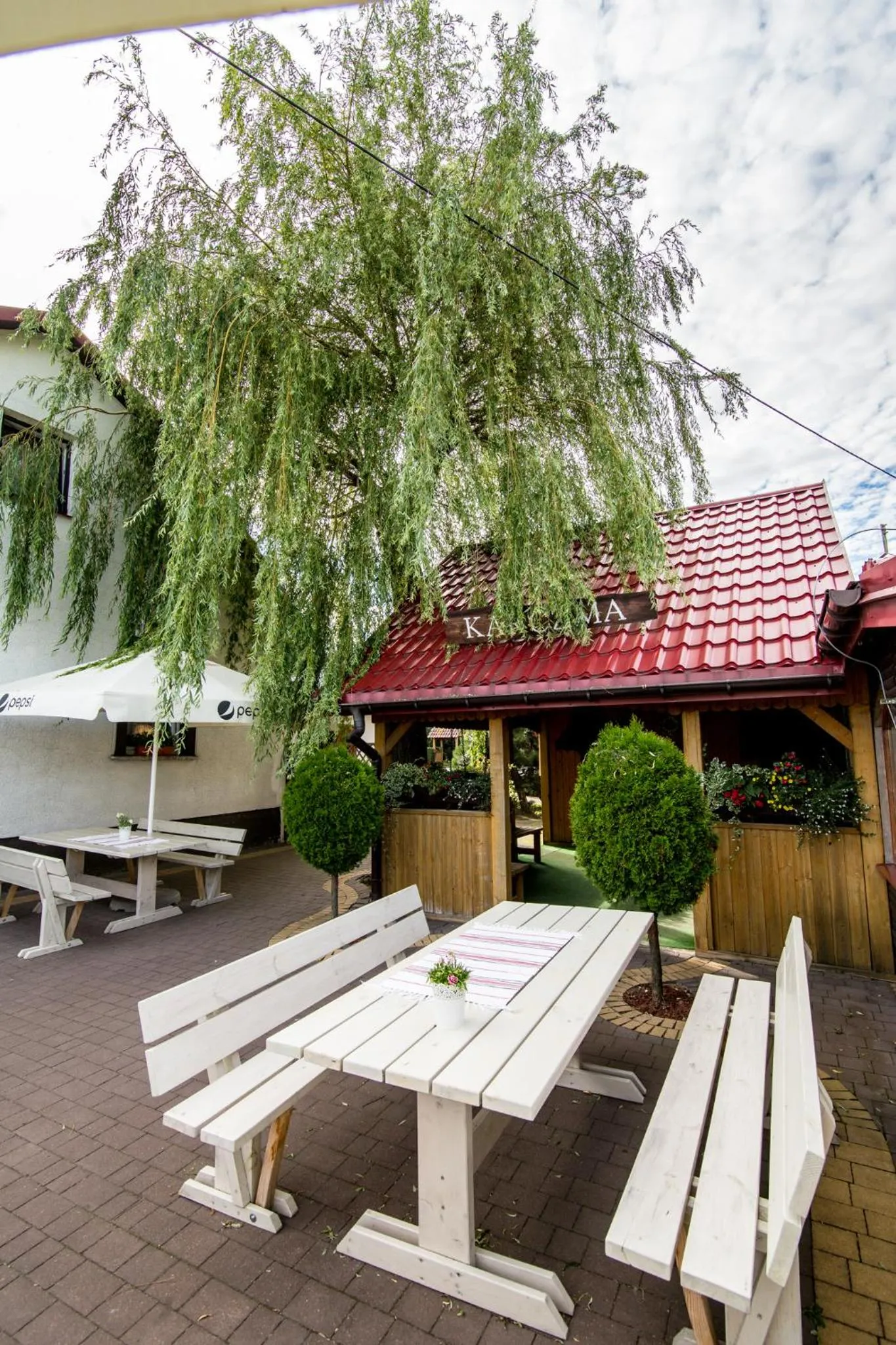 Facade/entrance in Karczma Pod Topolami