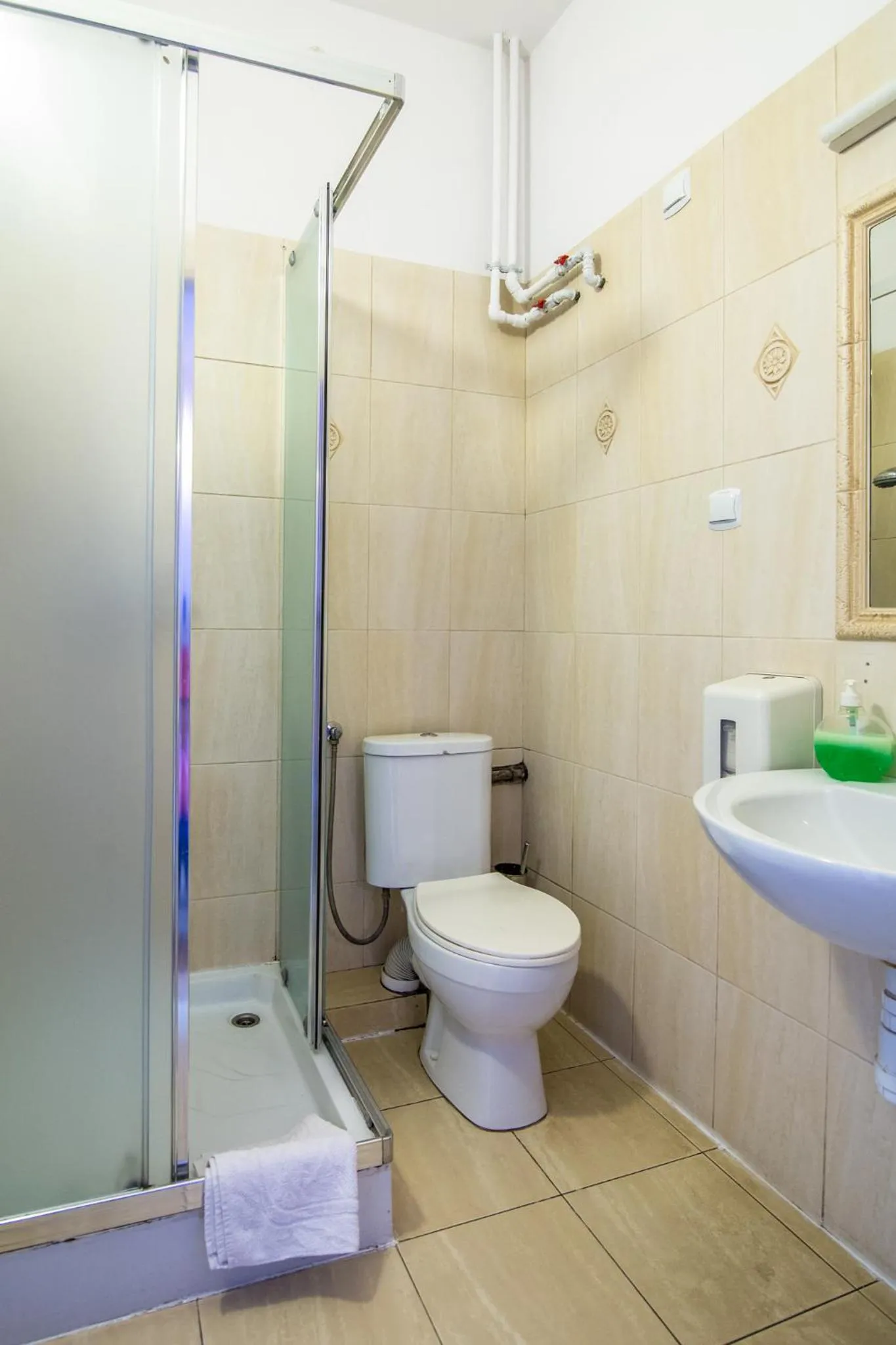 Shower in Karczma Pod Topolami