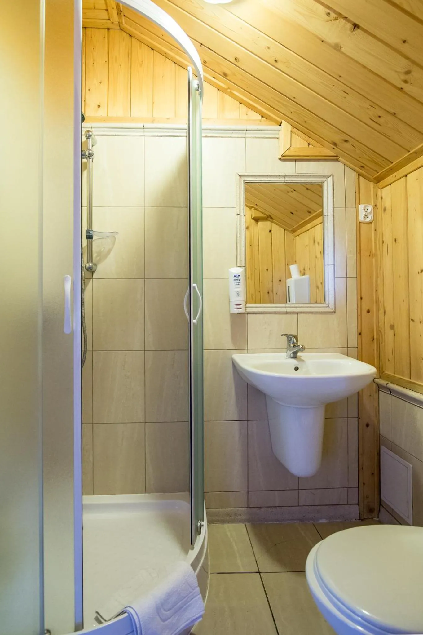 Bathroom in Karczma Pod Topolami