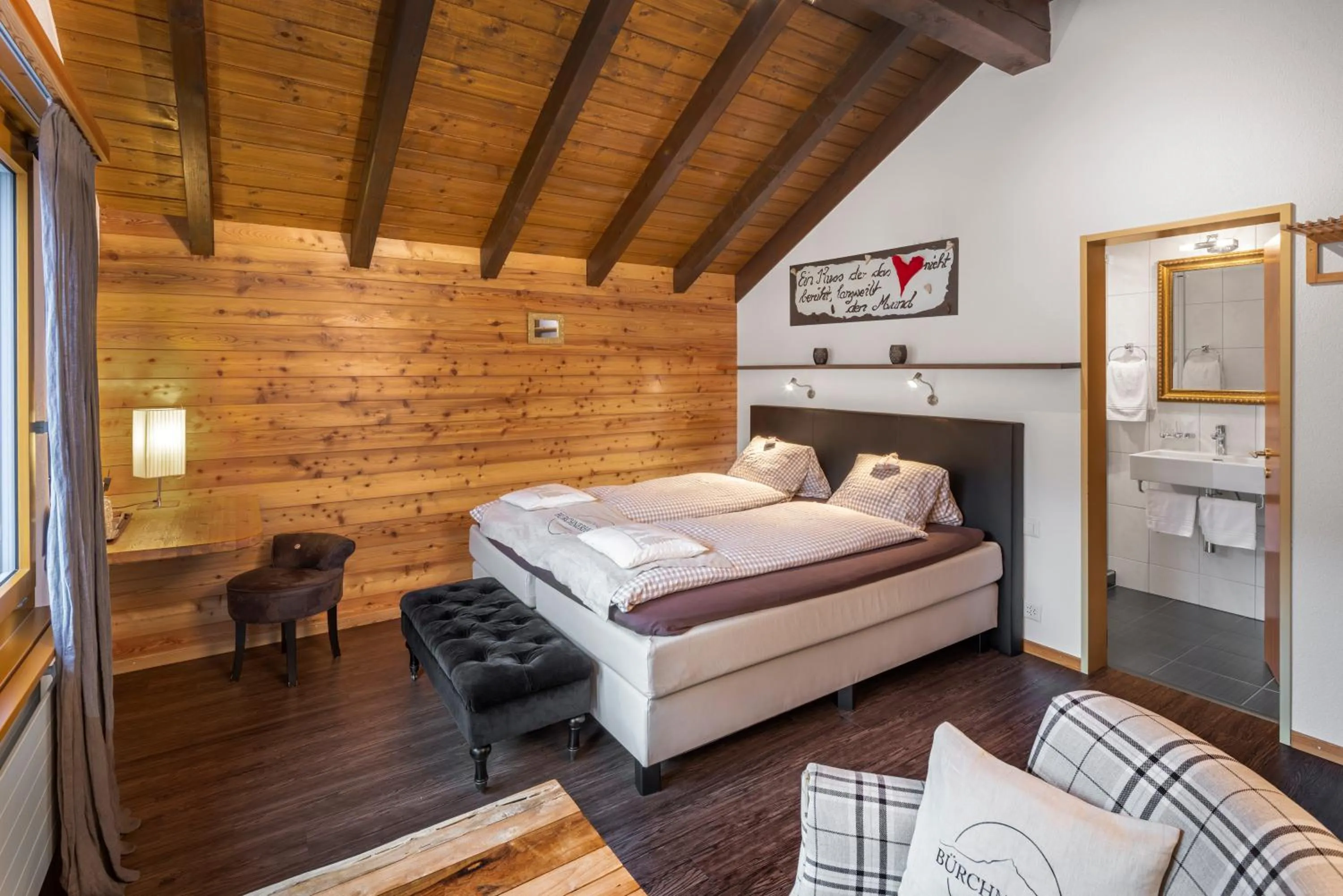 Bed in Hotel Restaurant Bürchnerhof