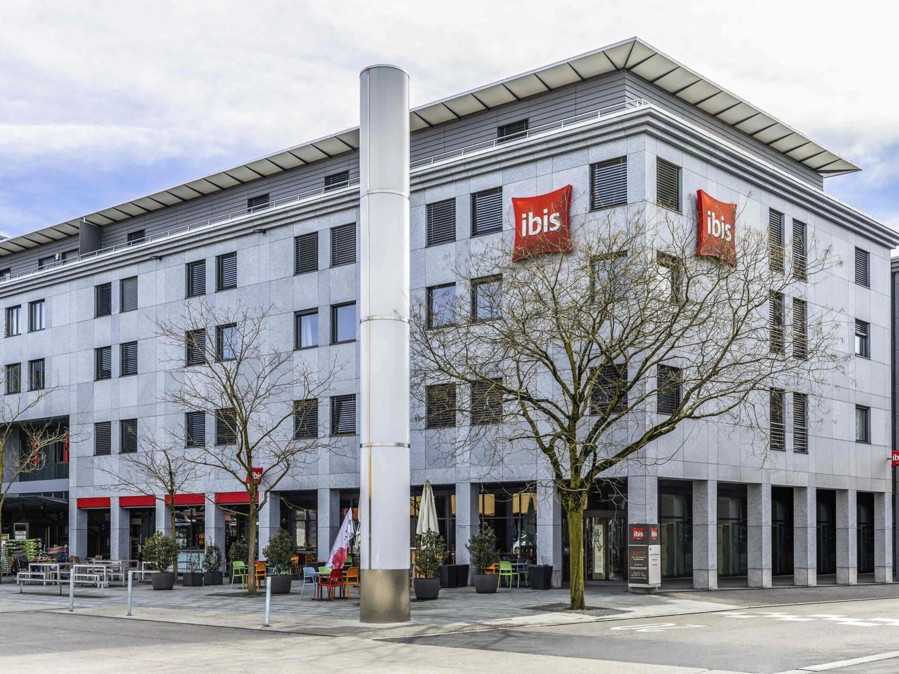 Property building in ibis Baar Zug