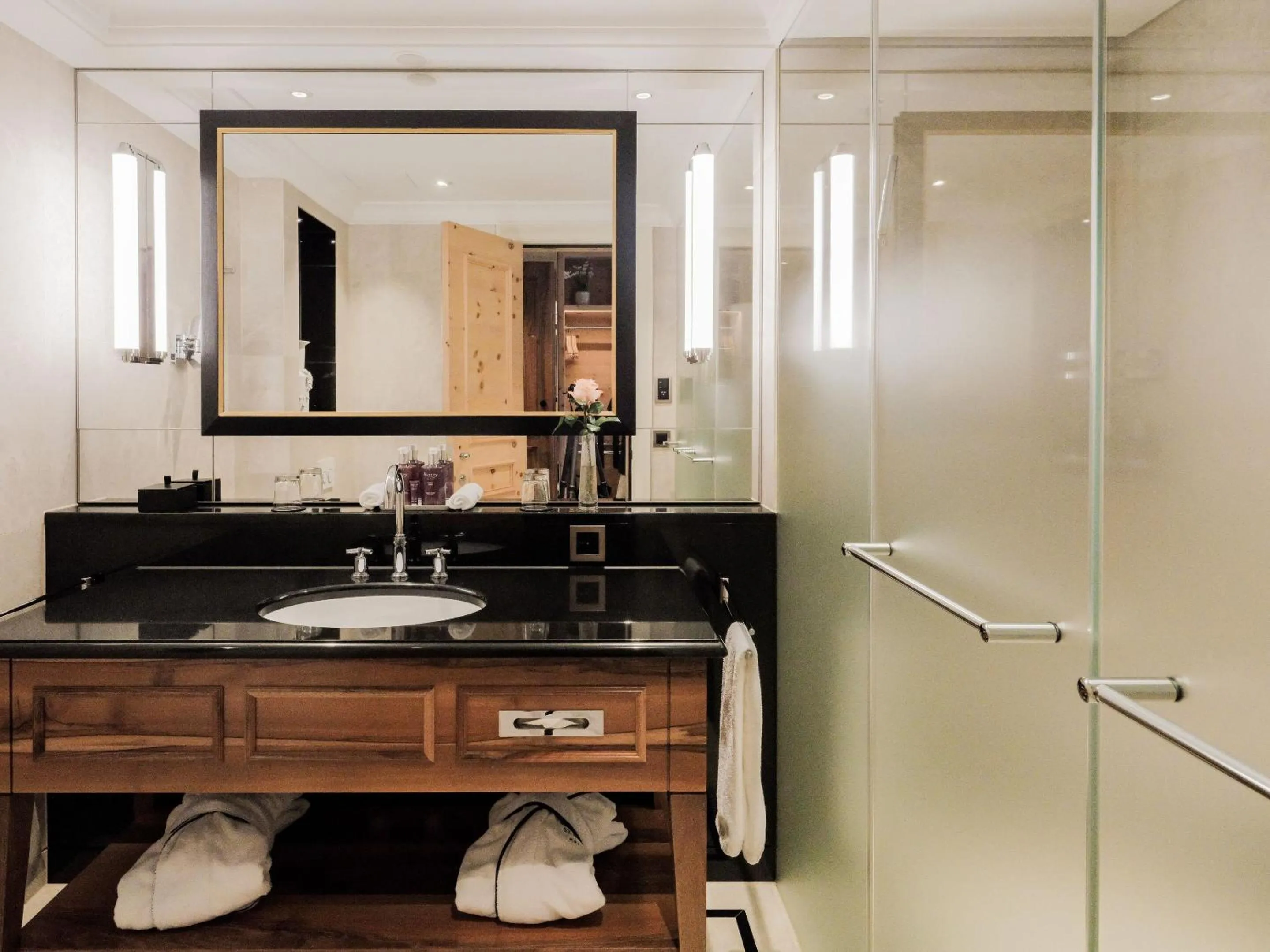 Shower in Kulm Hotel St. Moritz