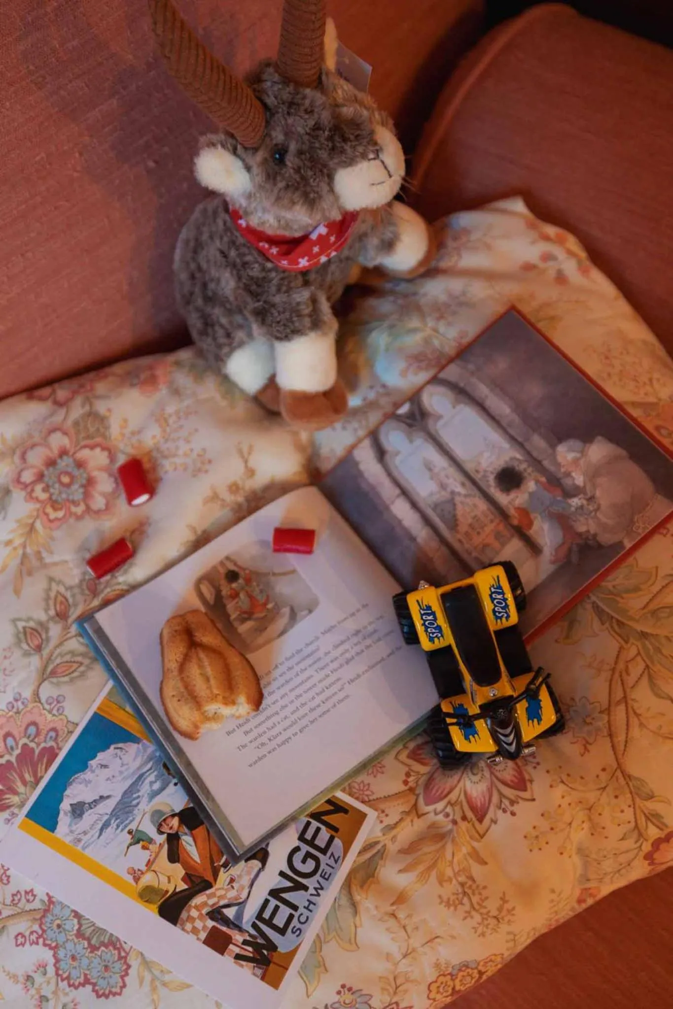 Seating area in Hotel Regina