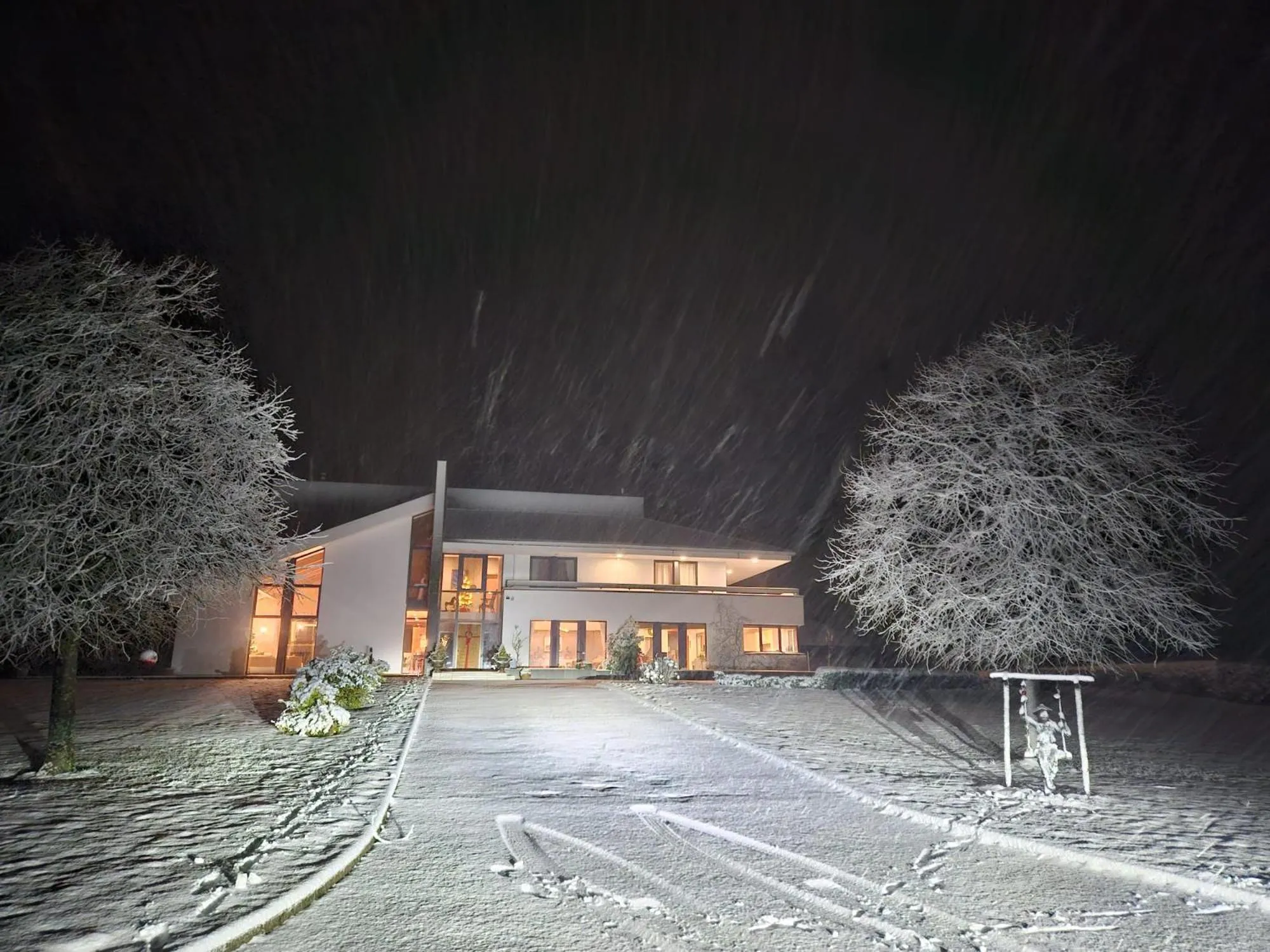 Winter in Hazelwood Country House