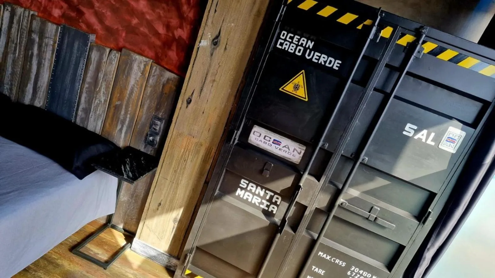 wardrobe in Ocean Suites