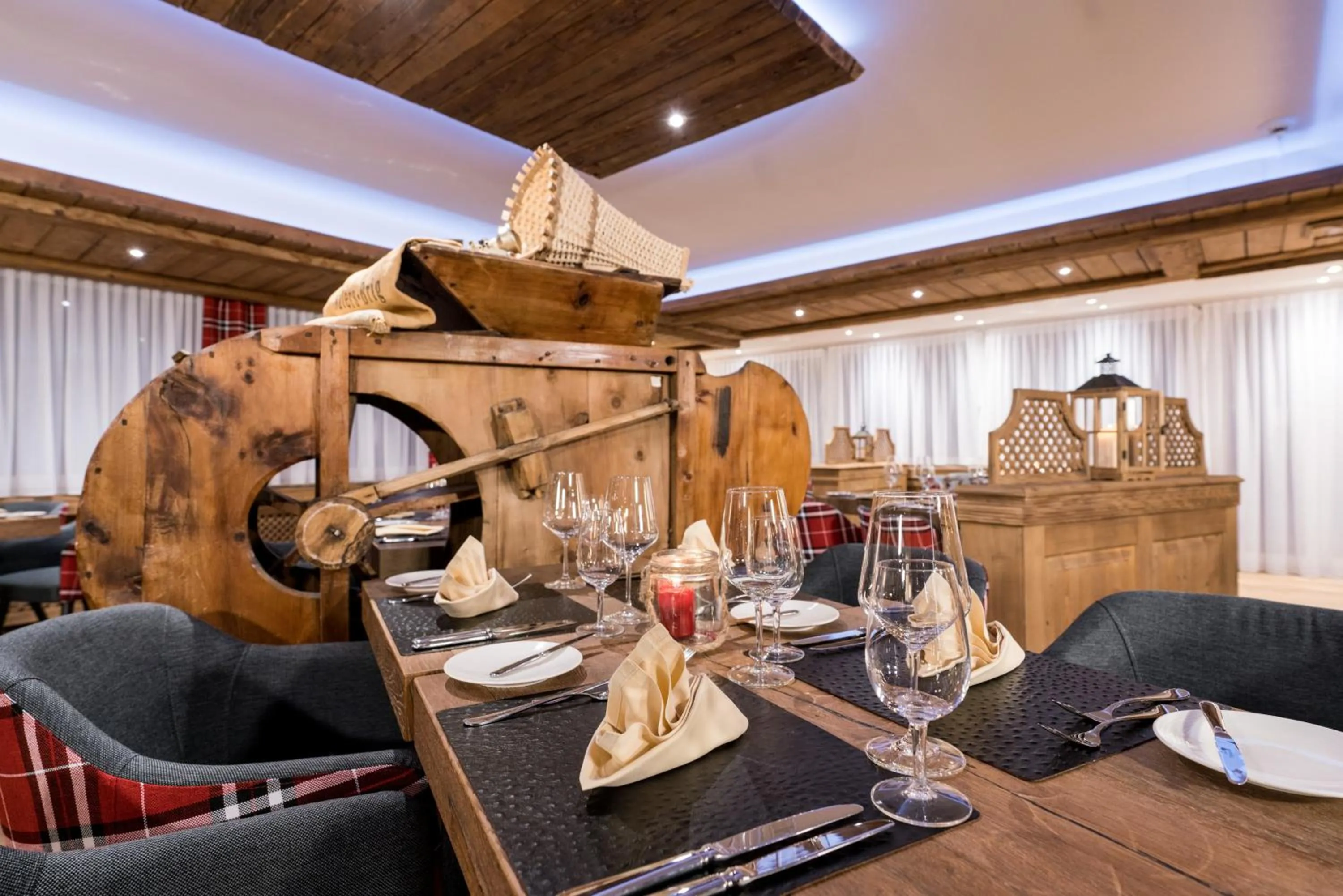 Restaurant/places to eat in Hotel Butterfly