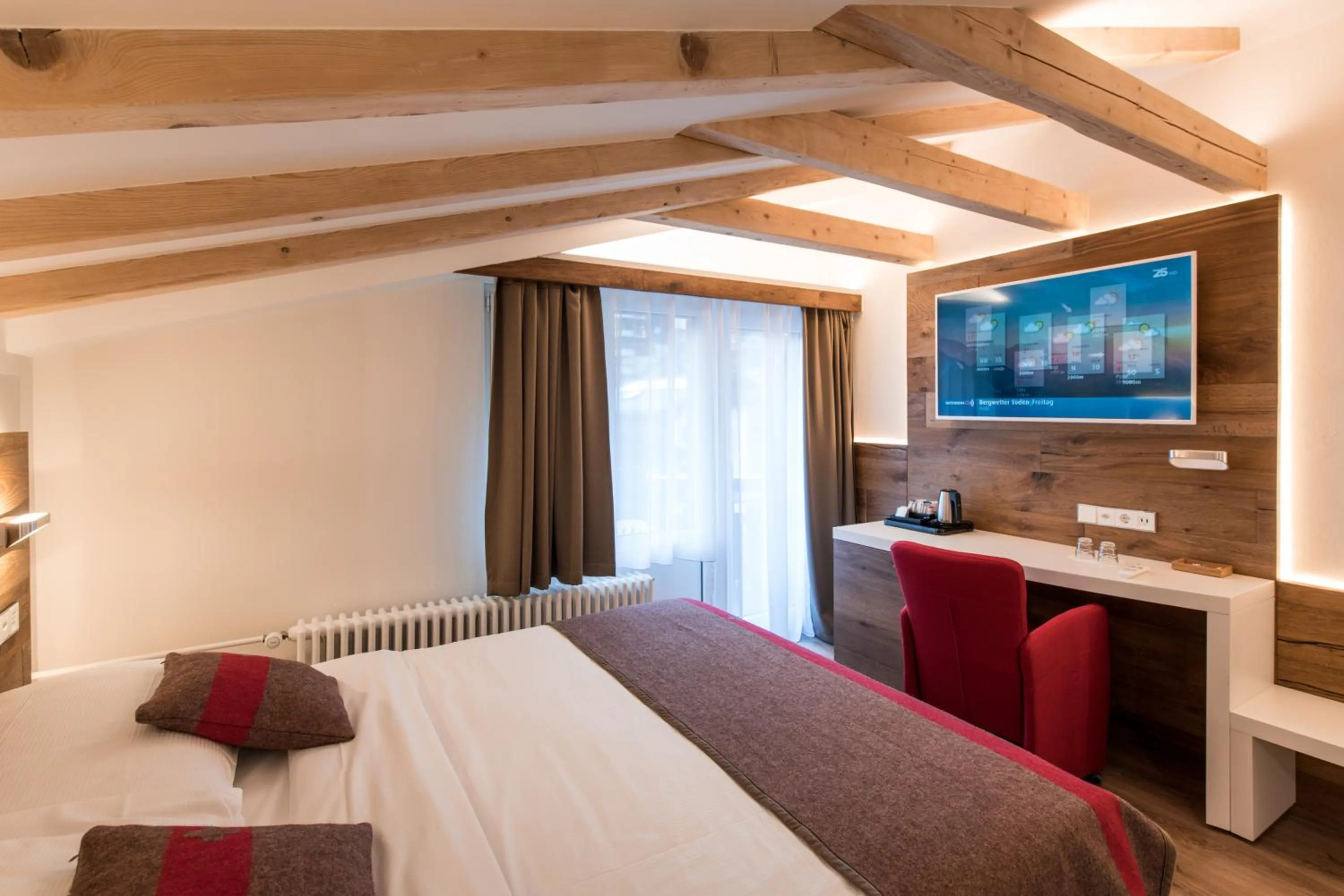 Guests, Bed in Hotel Butterfly