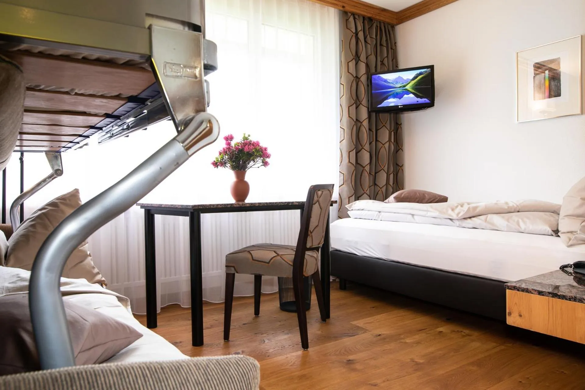 TV and multimedia, Bed in Hotel Hohe Promenade