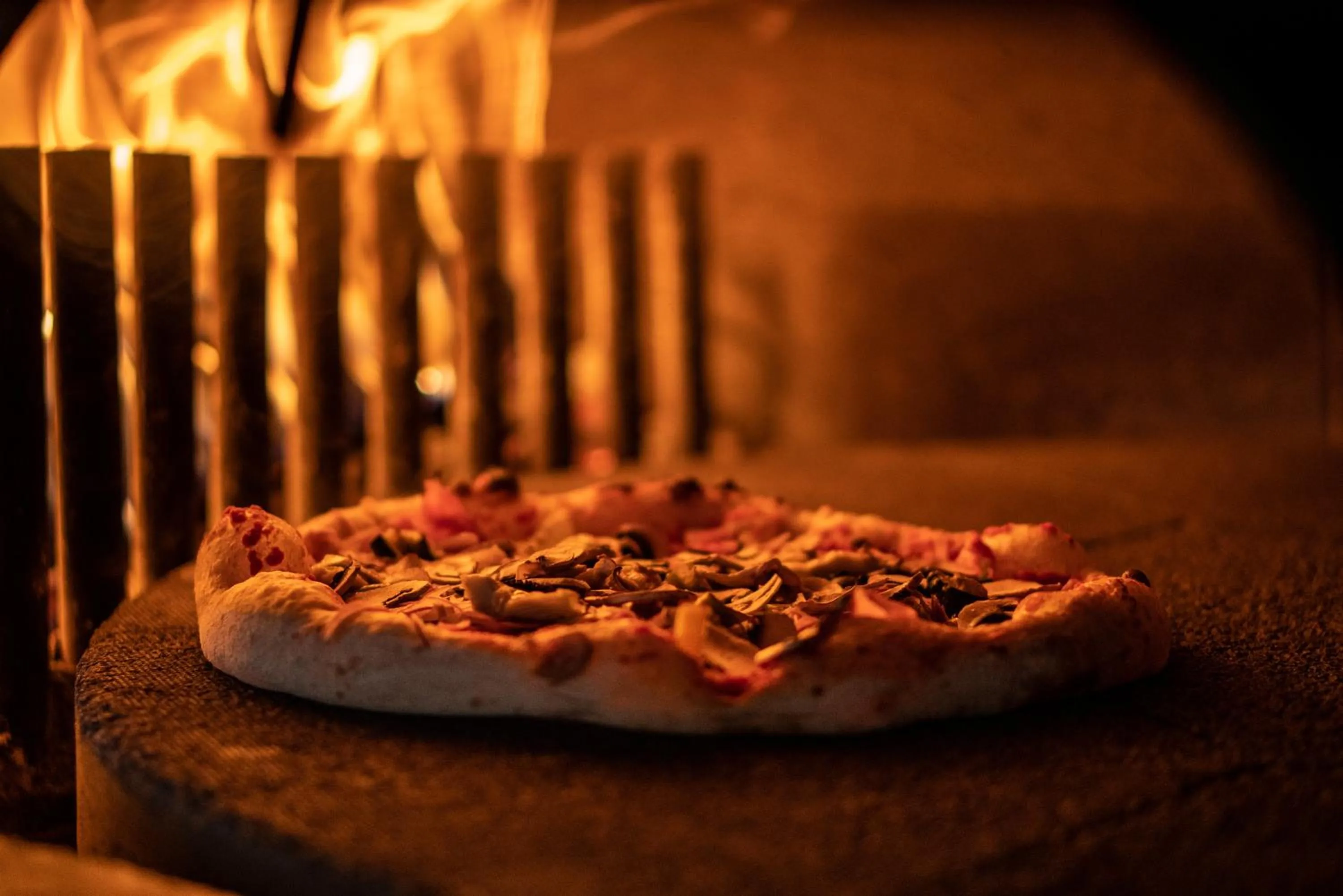 Restaurant/places to eat in Hotel des Alpes