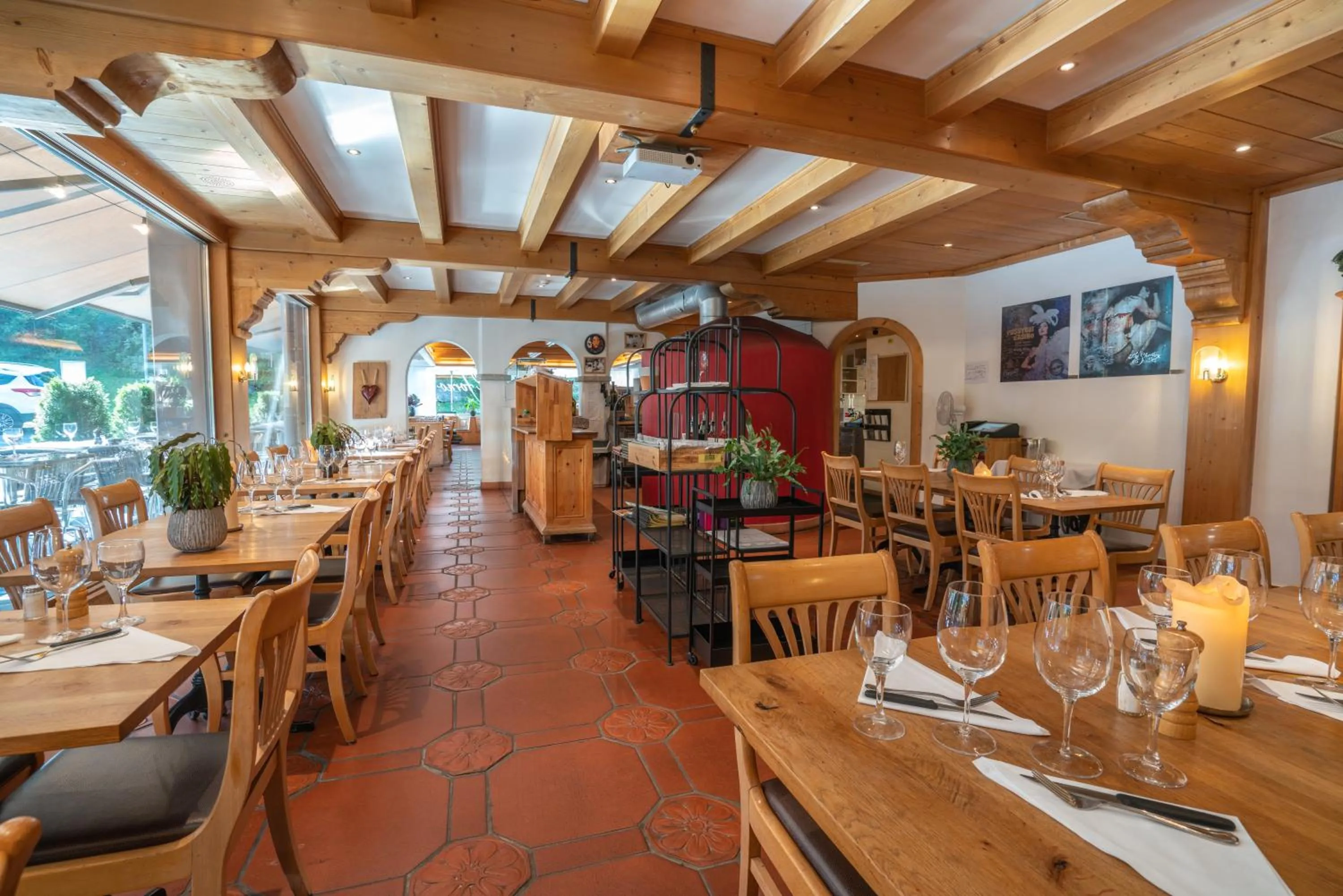 Restaurant/places to eat in Hotel des Alpes