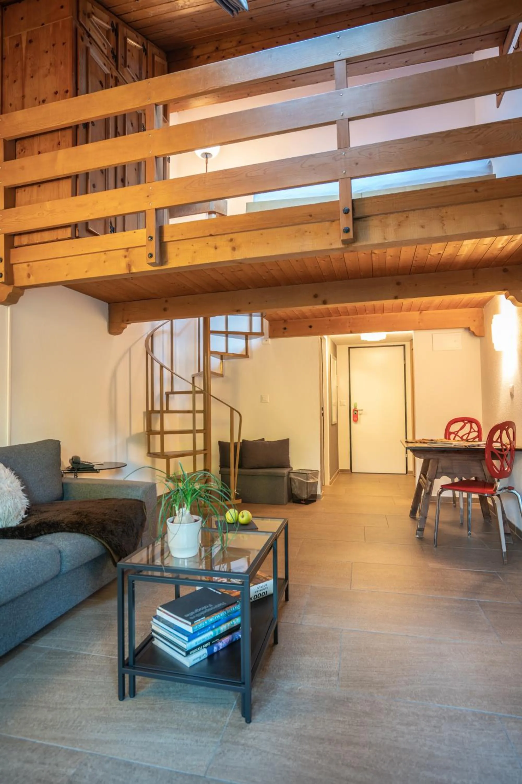 Seating area in Hotel des Alpes