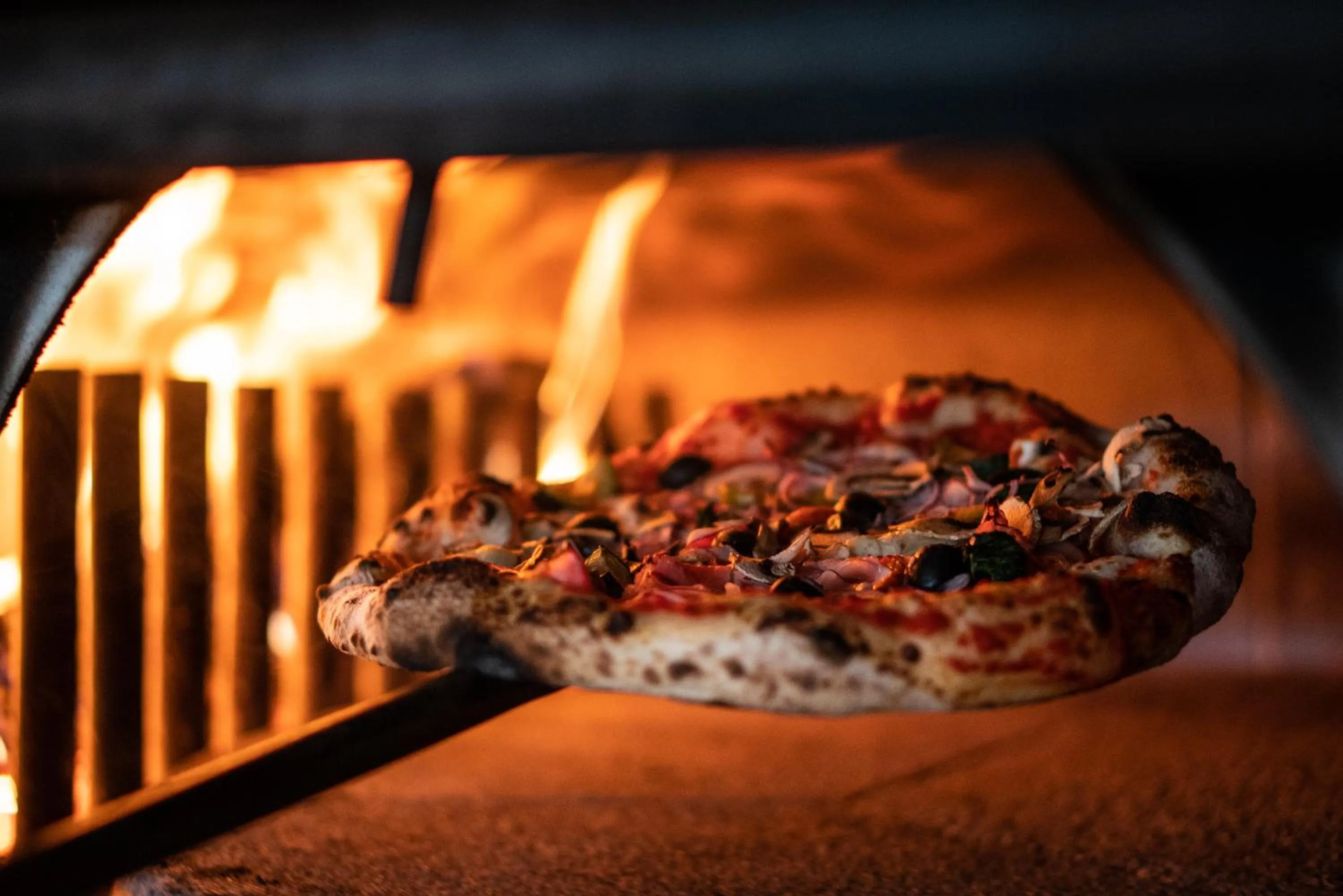 Restaurant/places to eat in Hotel des Alpes