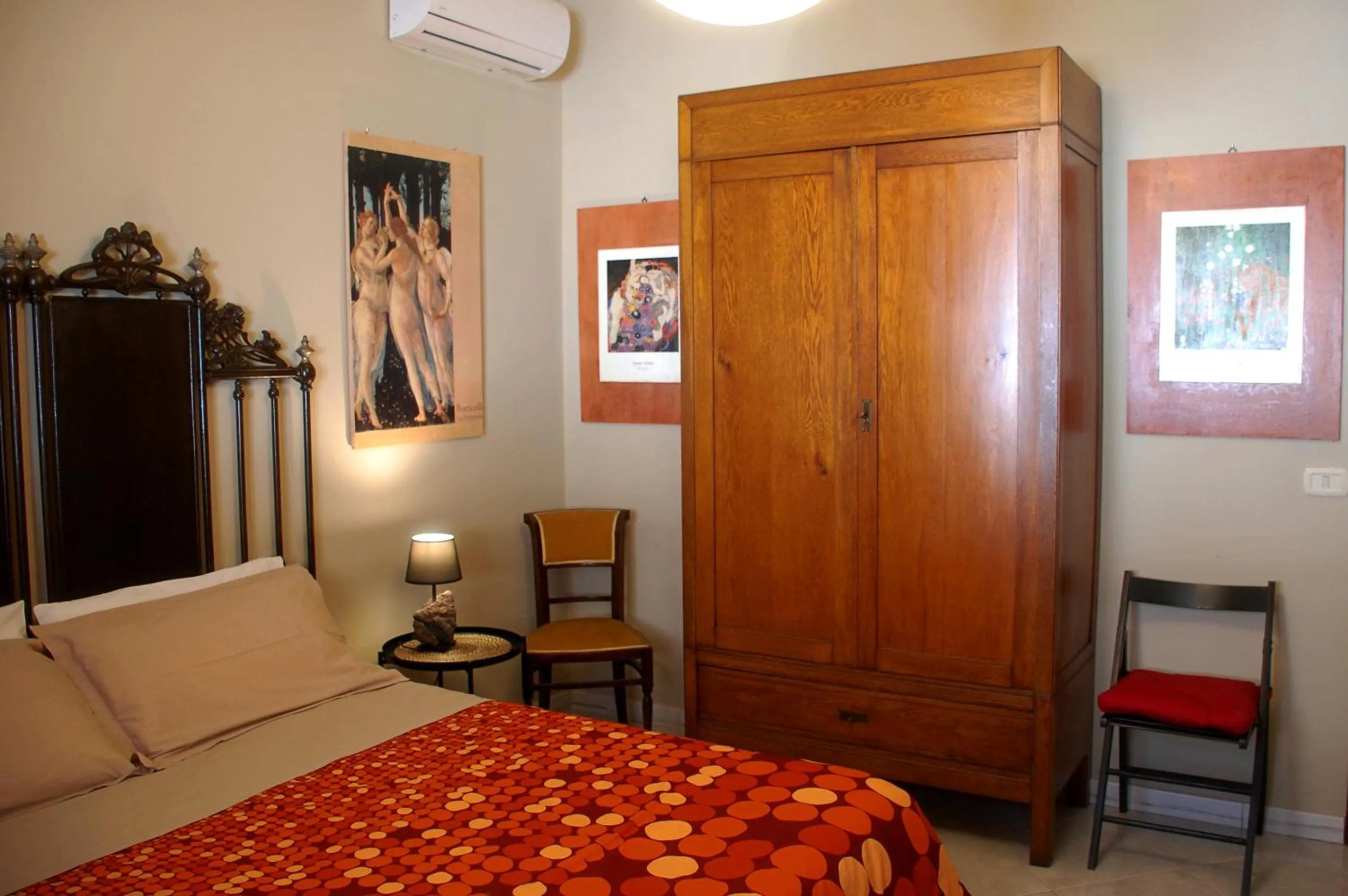 Bedroom in B&B il rosso e il nero