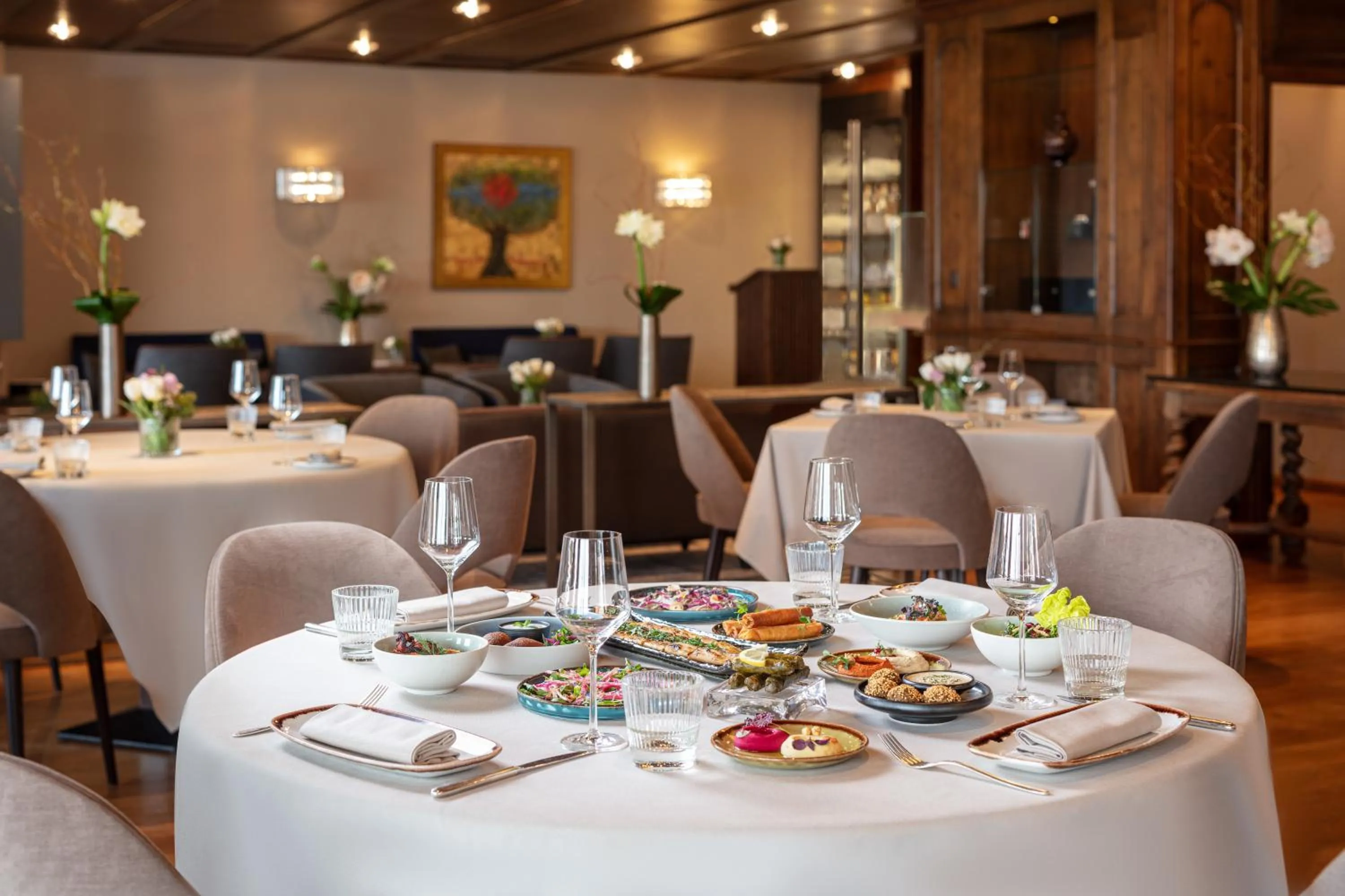 Restaurant/places to eat in Guarda Golf Hotel & Residences