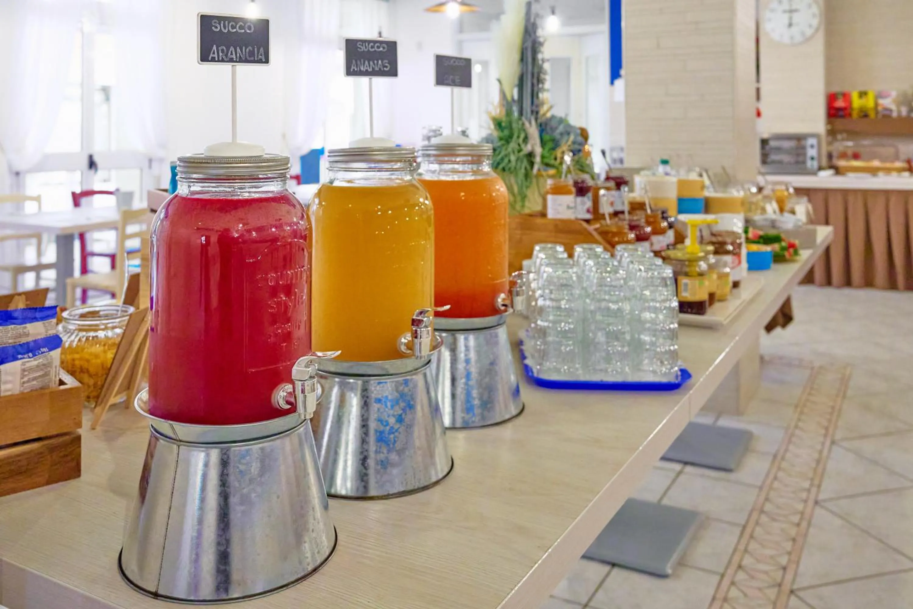 Breakfast in Hotel Acquario