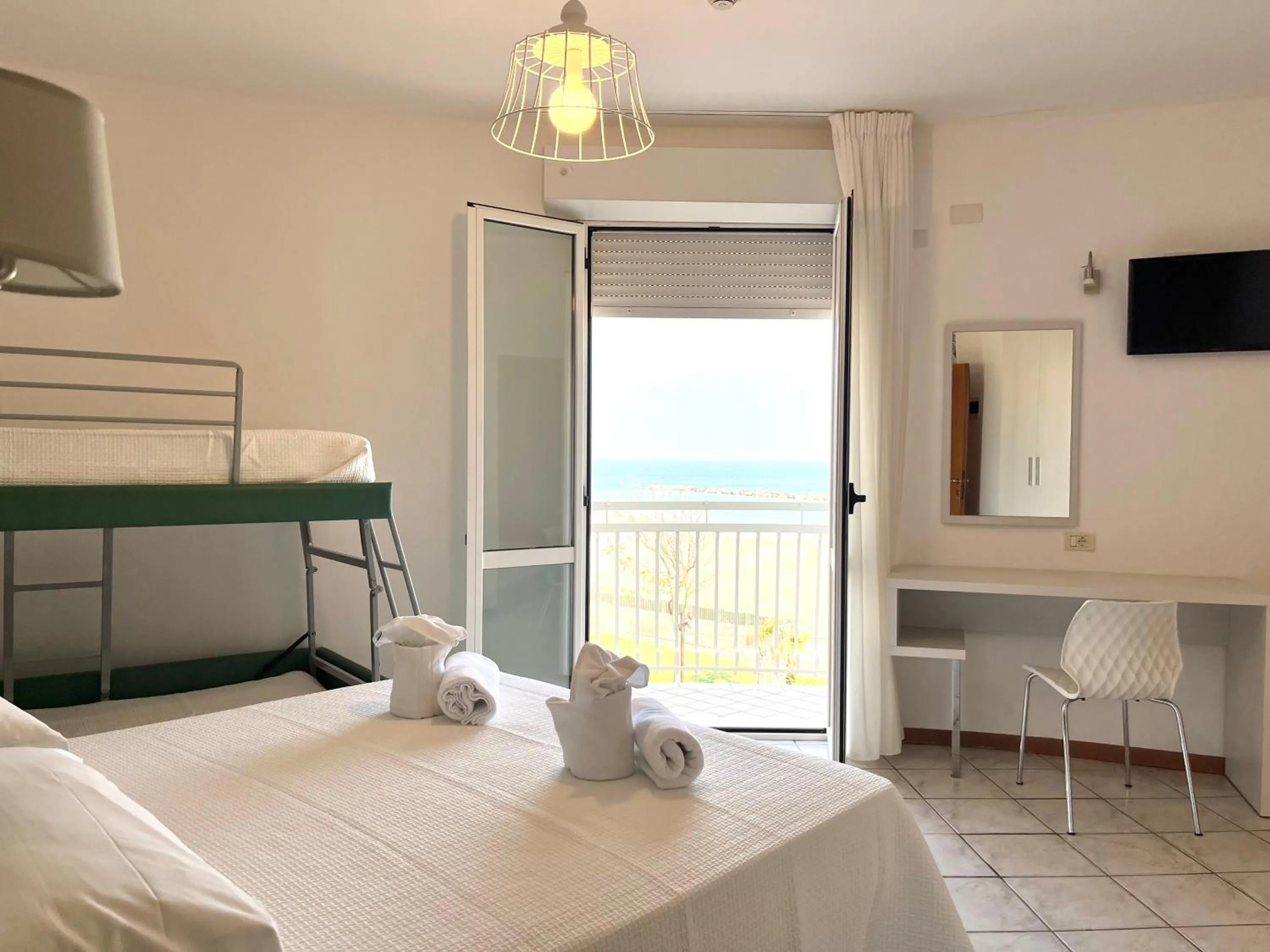 Bedroom, Bed in Hotel Acquario