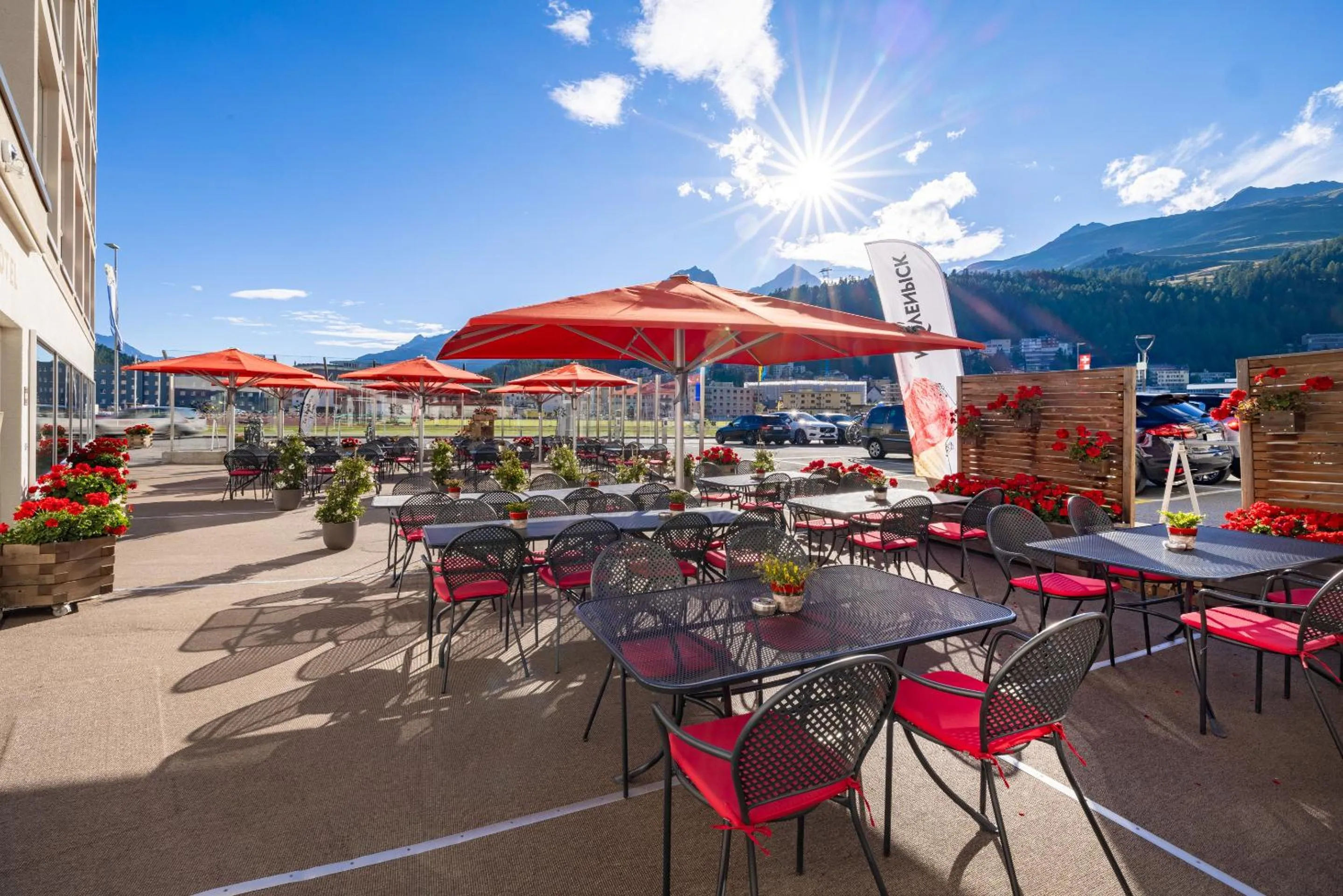 Restaurant/places to eat in Hotel Sonne St. Moritz 3* Superior