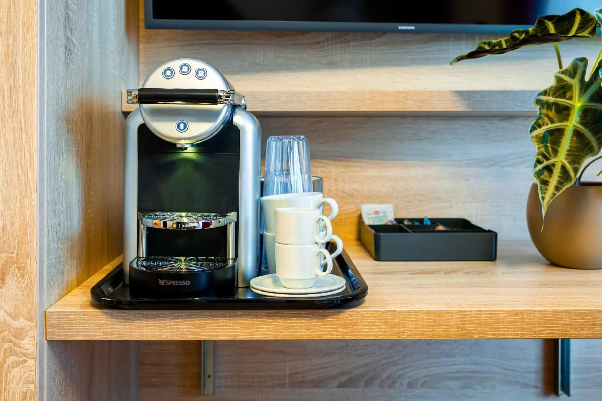 Superior Double Room - single occupancy - Annex in Hotel Sonne St. Moritz 3* Superior Superior Double Room - single occupancy - Annex in Hotel Sonne St. Moritz 3* Superior