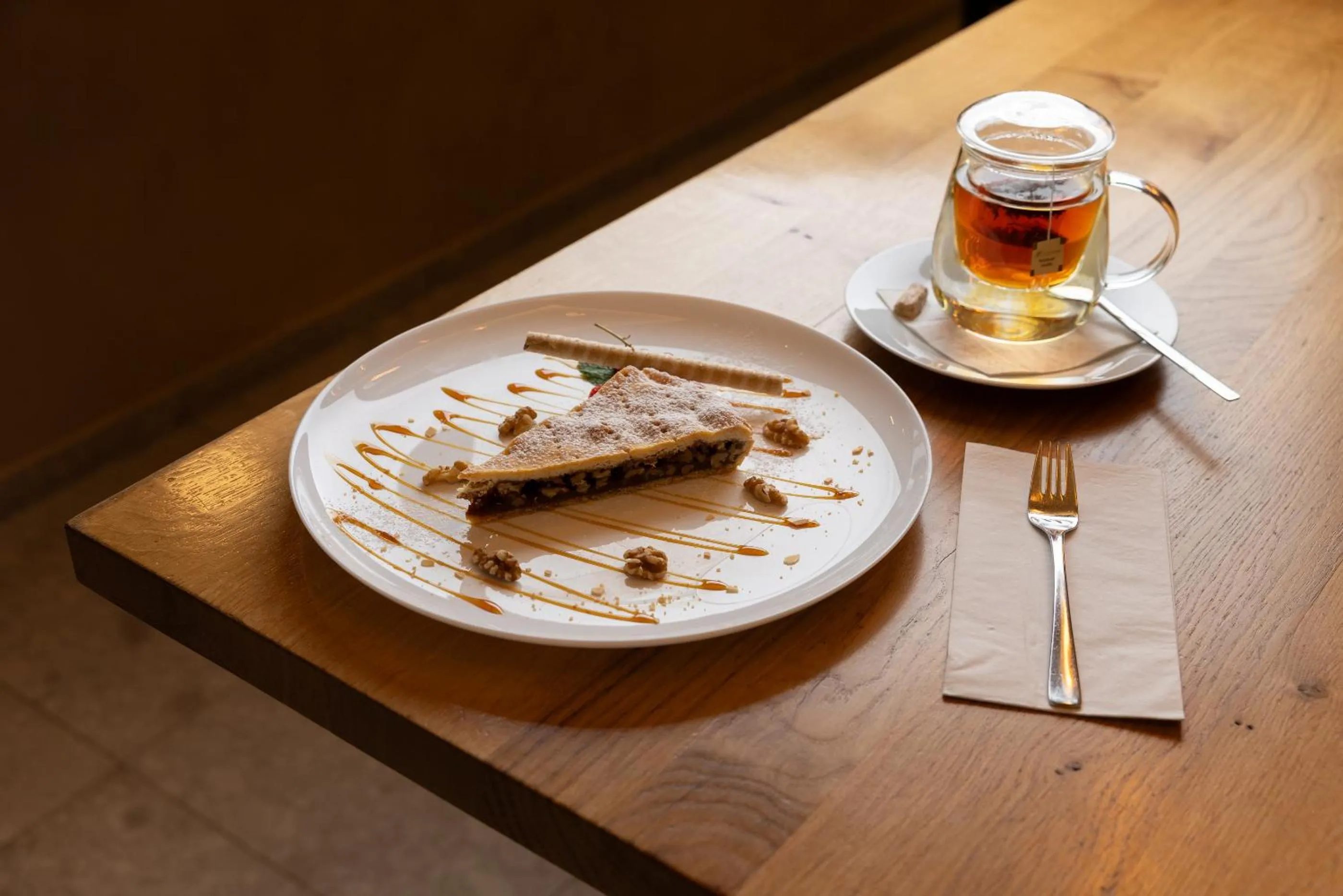 Restaurant/places to eat in Hotel Sonne St. Moritz 3* Superior