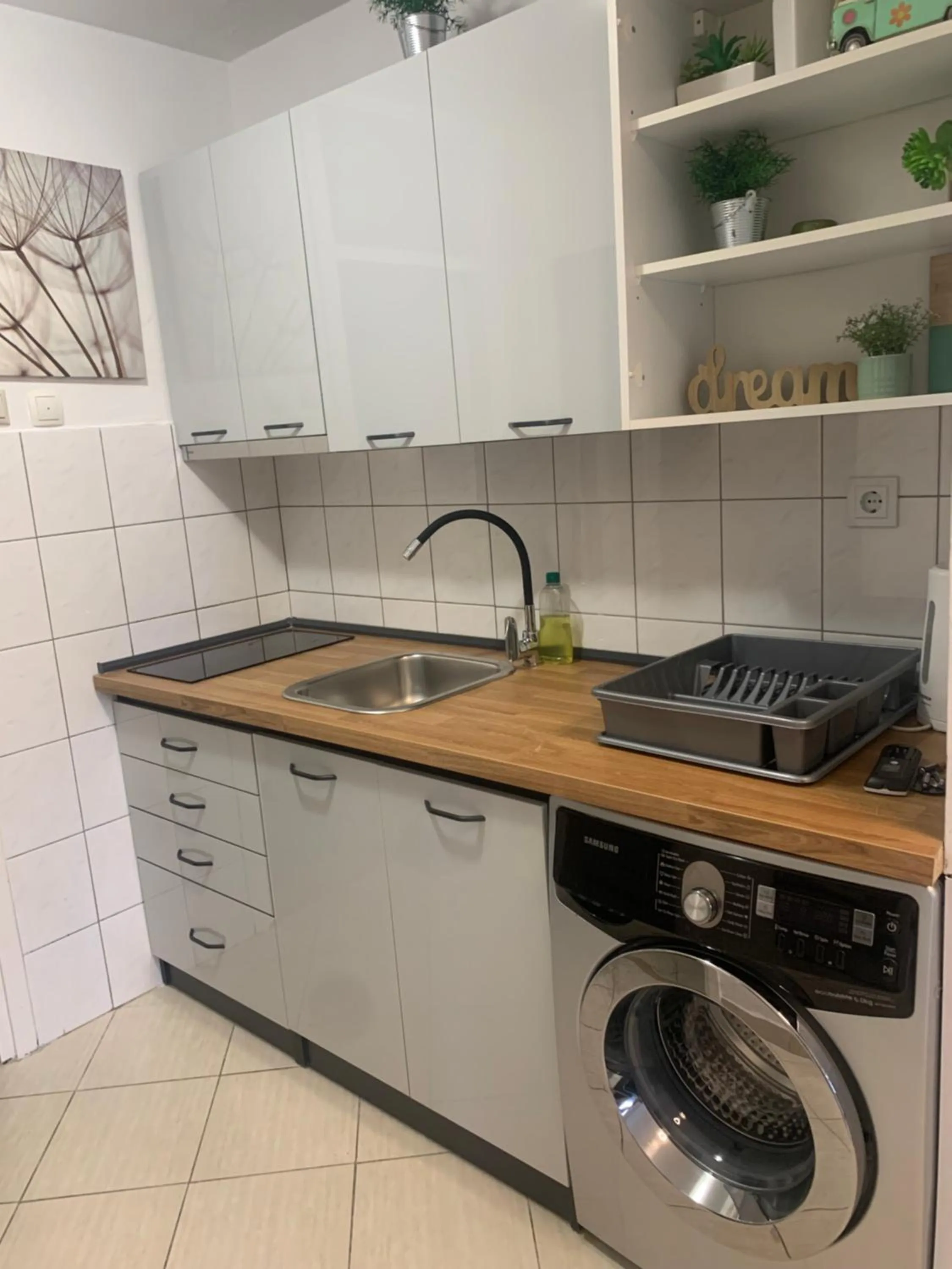 kitchen in Lumbarda Resort Apartments