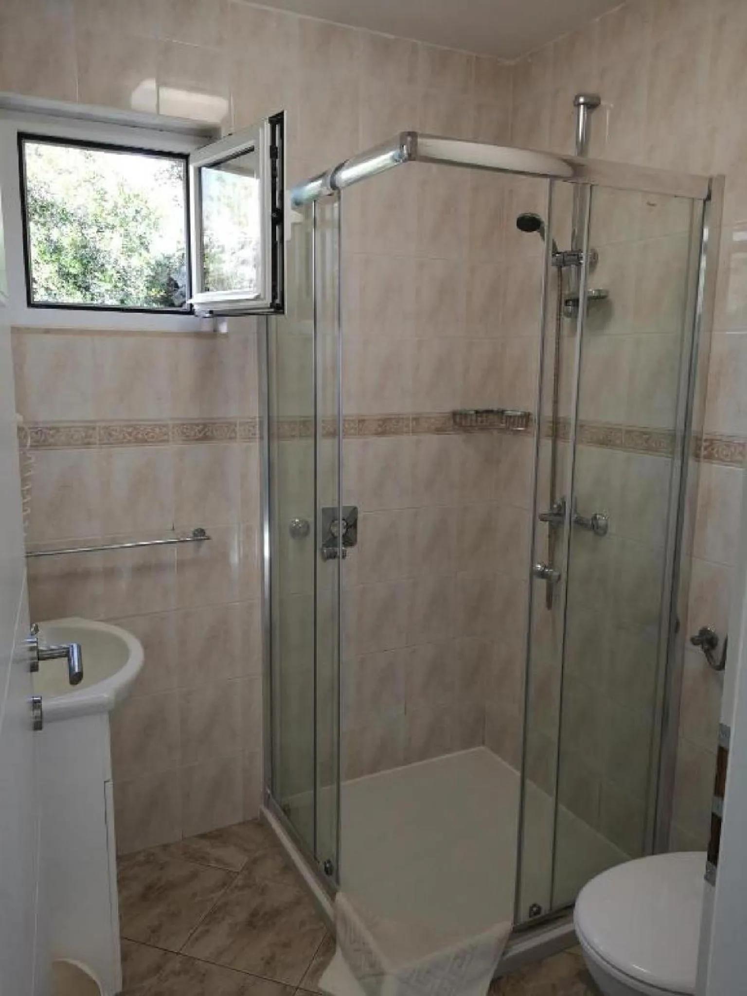 Bathroom in Lumbarda Resort Apartments