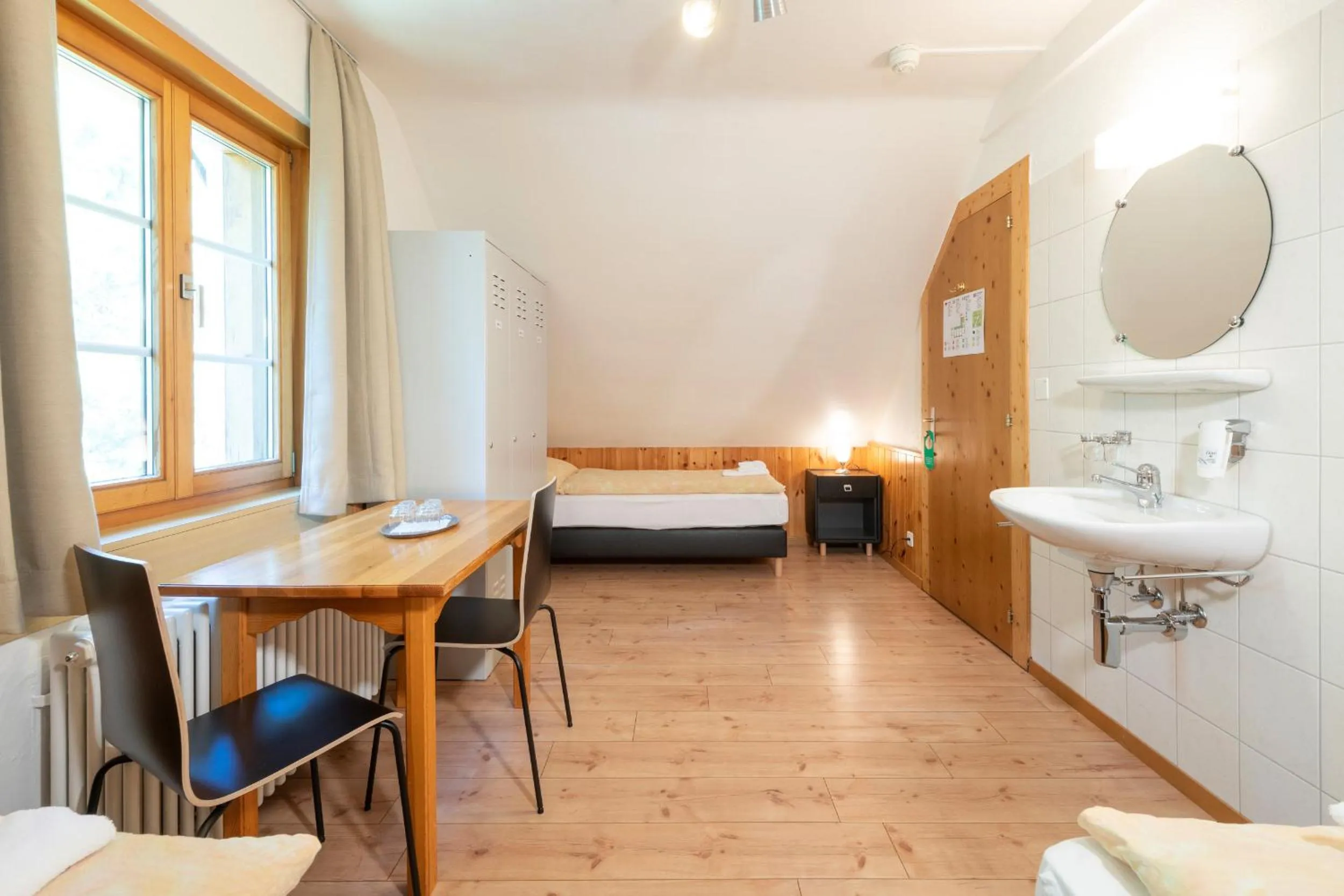 Photo of the whole room, Bed in Hostel by Randolins