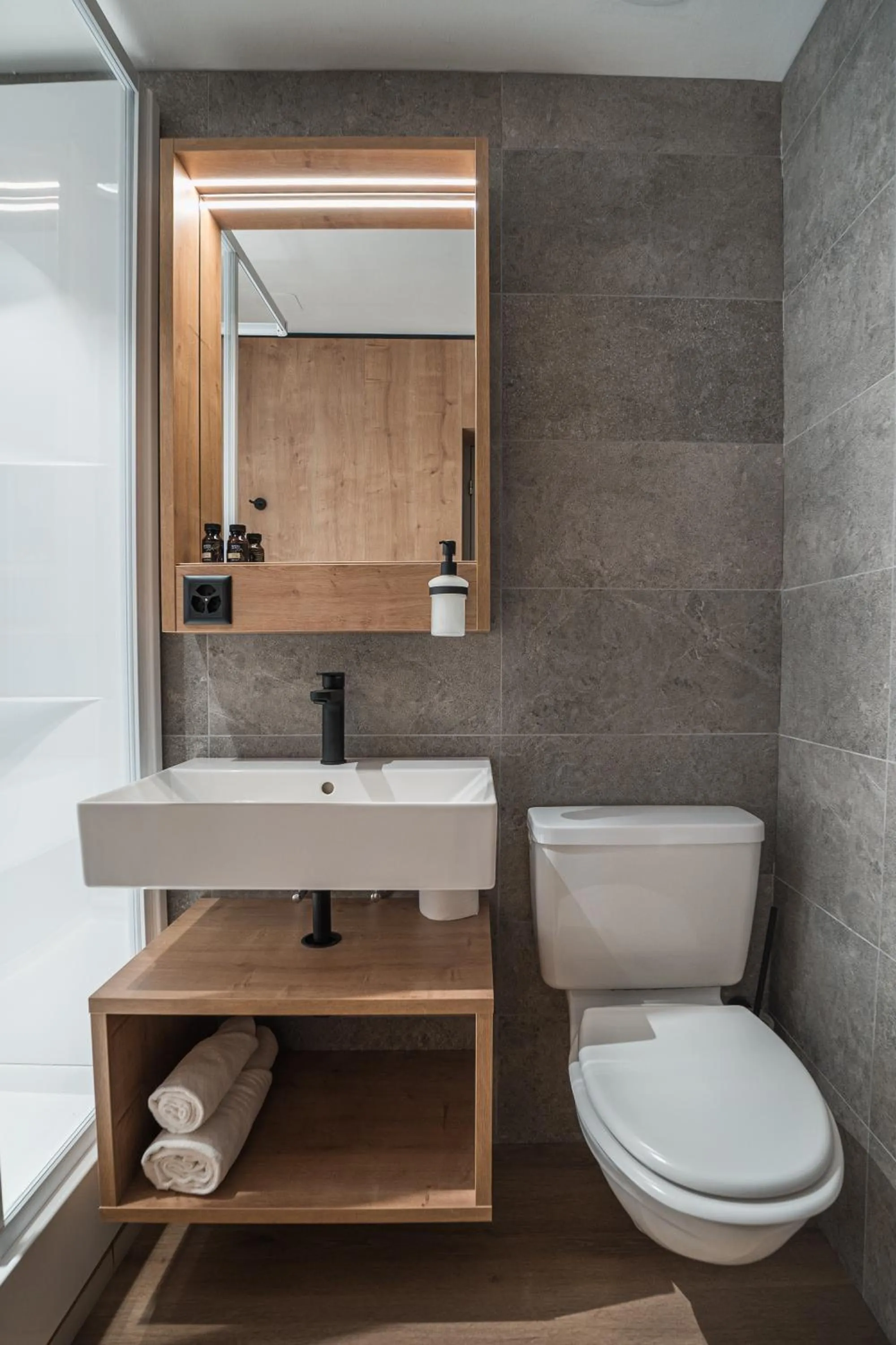 Toilet in Hotel Brocco & Posta