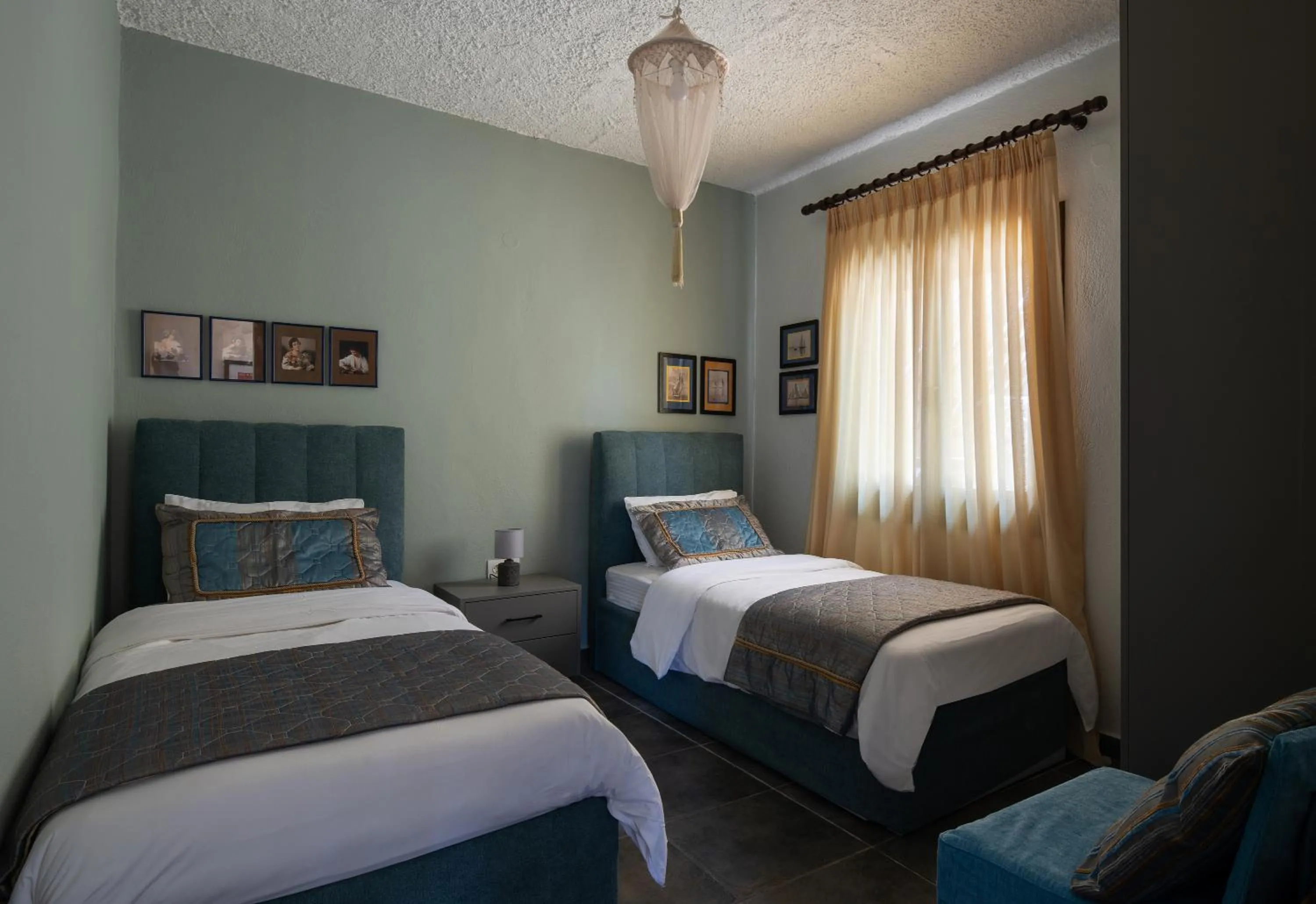 Bedroom, Bed in Heos Accommodation