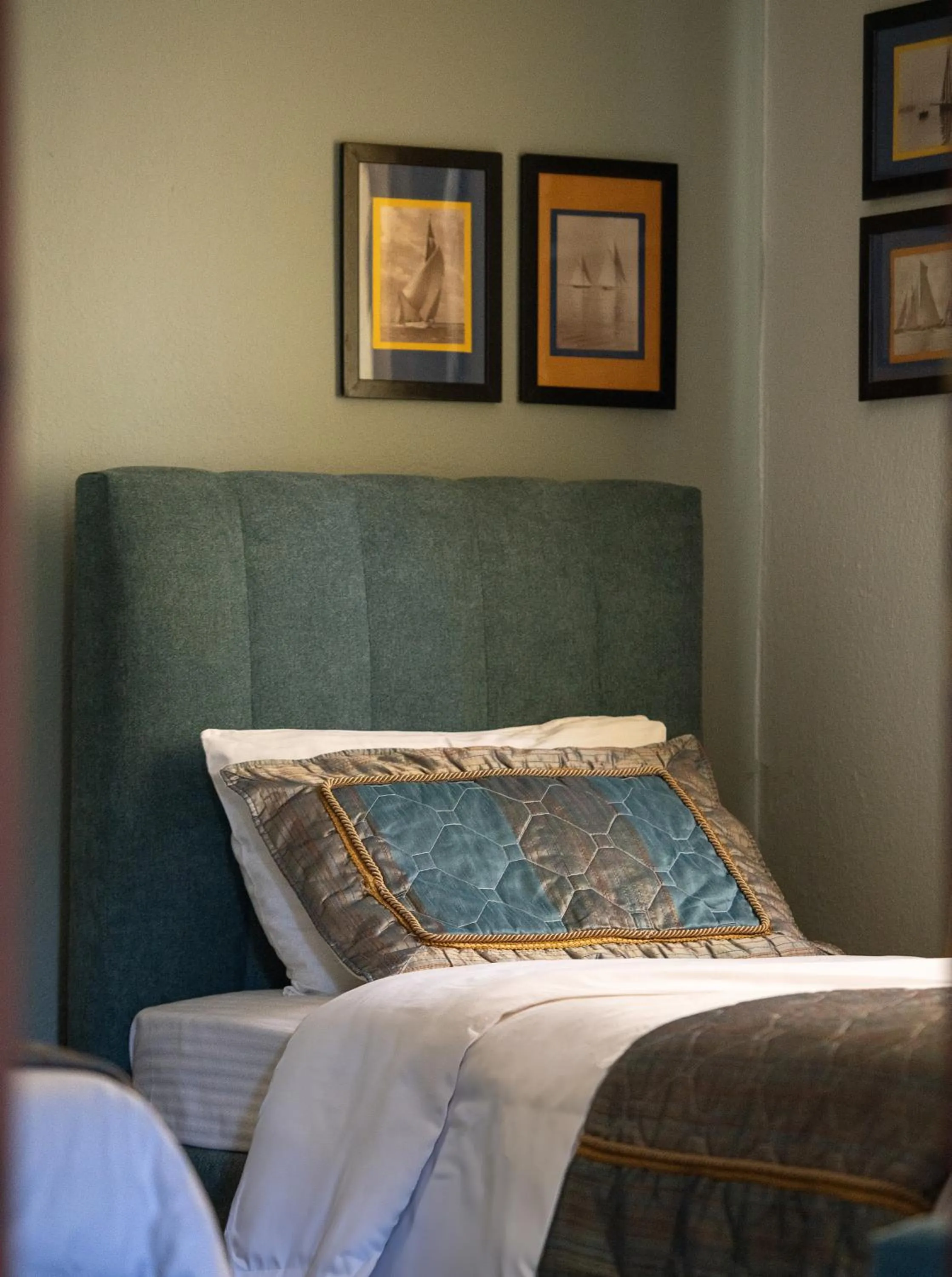 Bed in Heos Accommodation