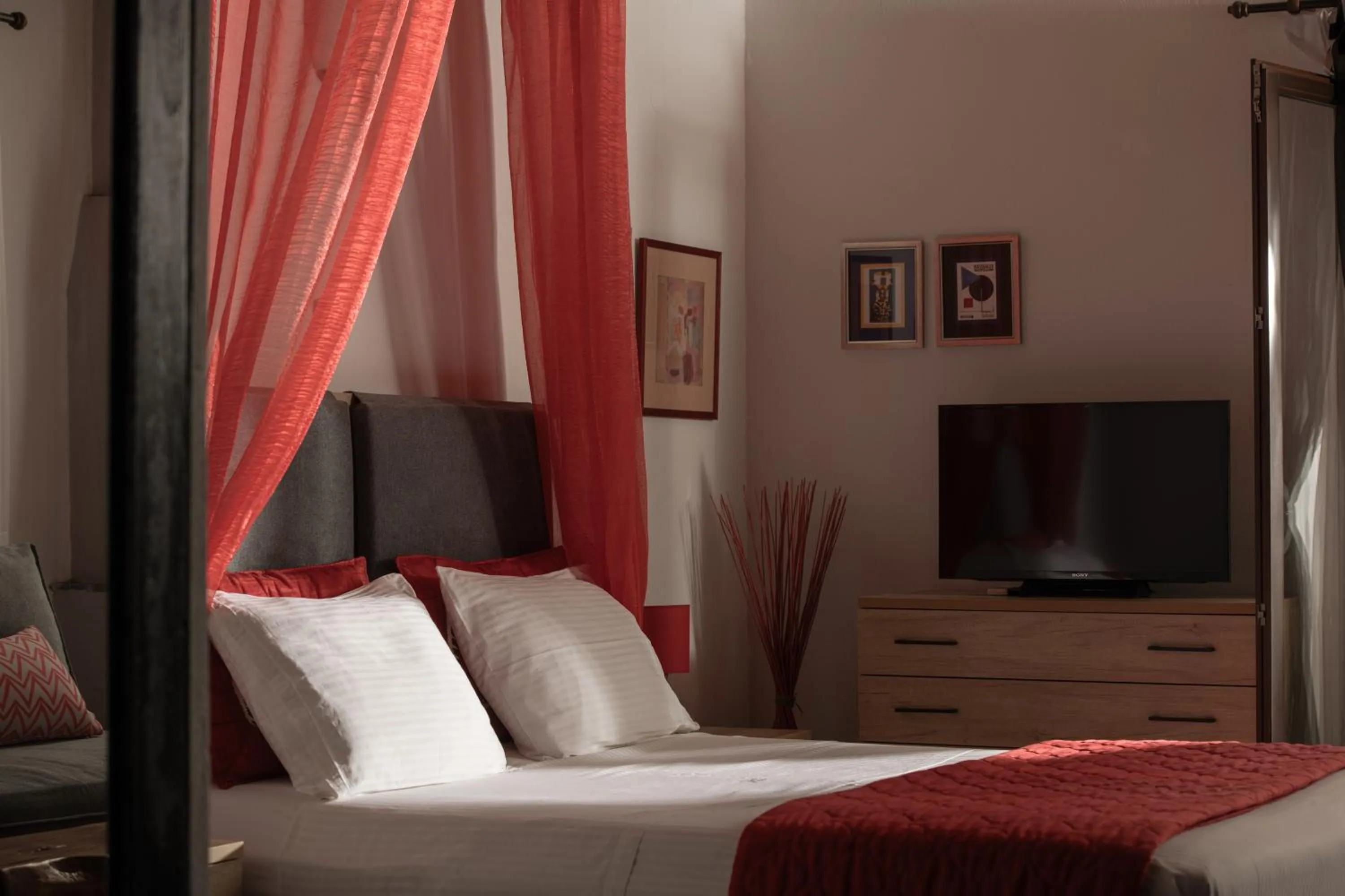 Bed in Heos Accommodation