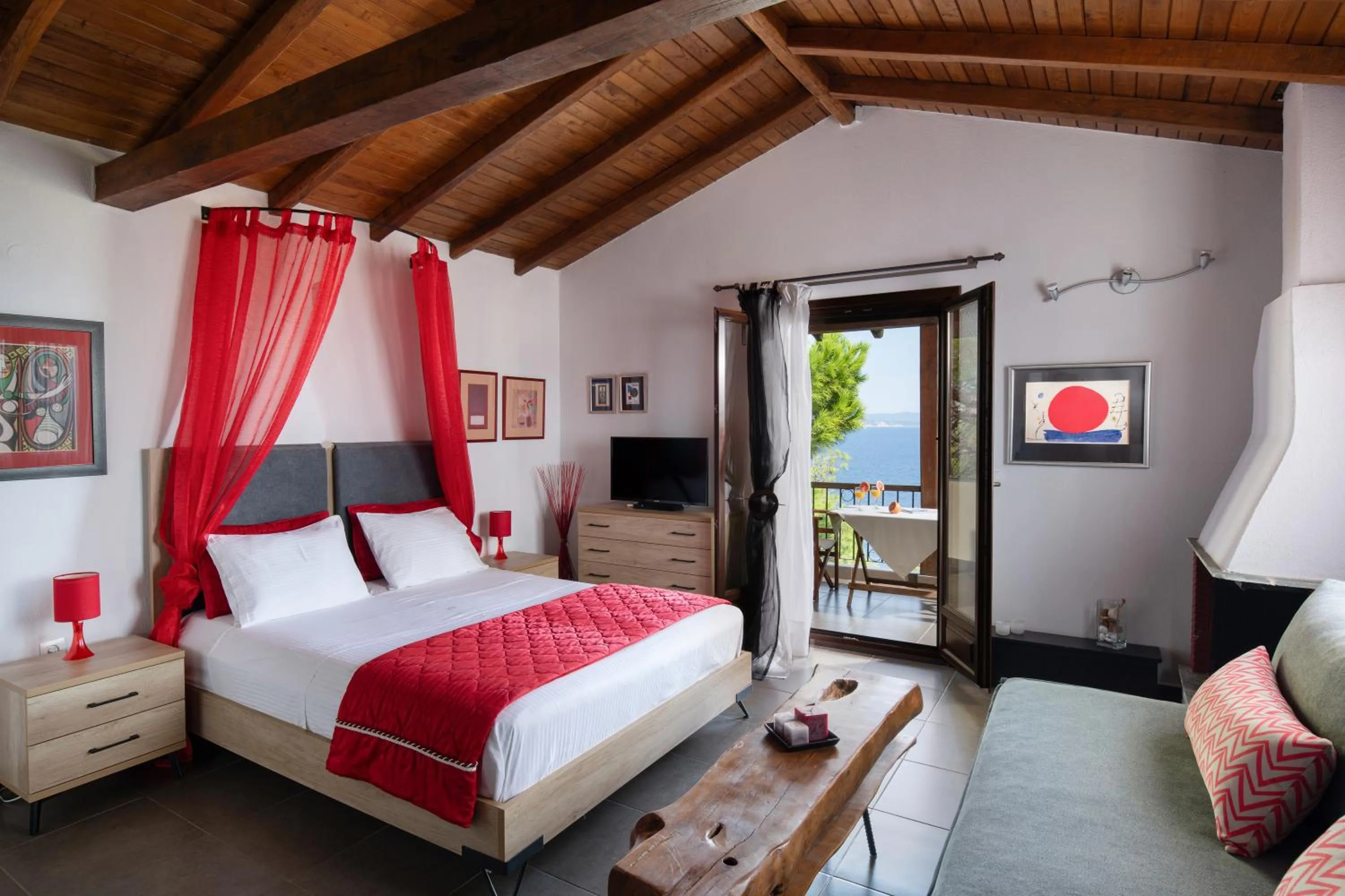 Bedroom, Bed in Heos Accommodation