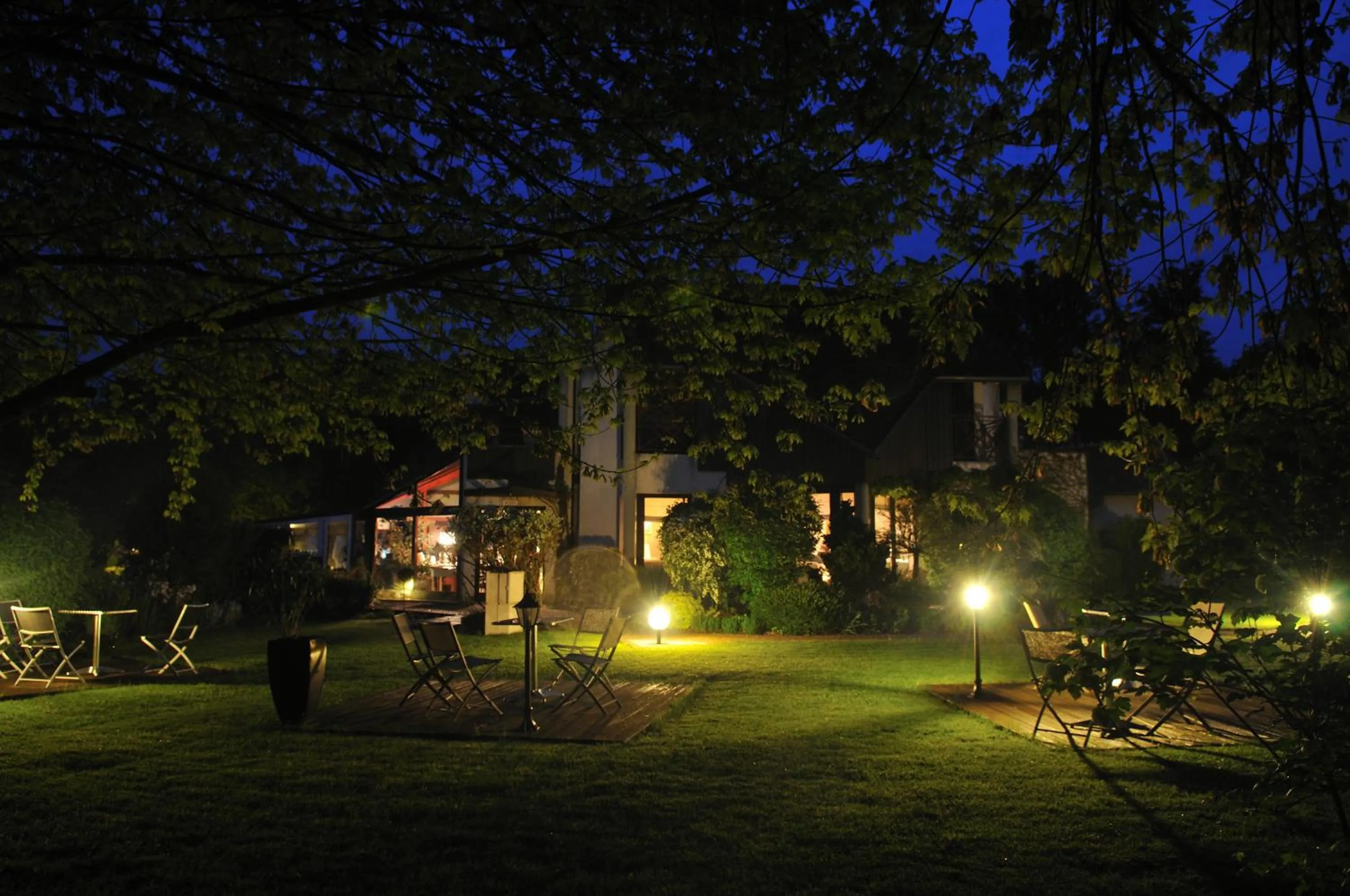 Night in Domaine de L'Arbrelle