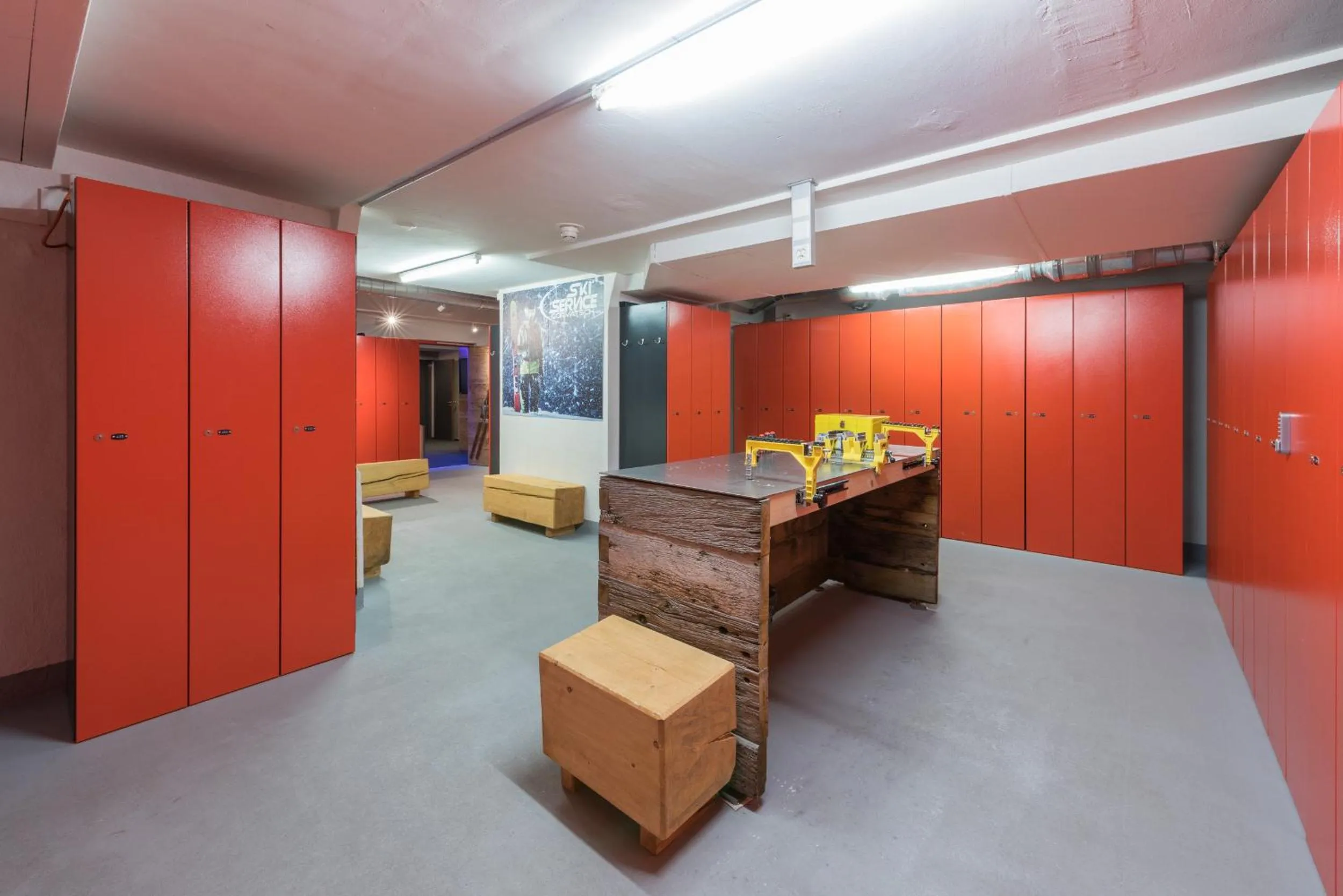 Skiing in Hotel Schweizerhof St. Moritz