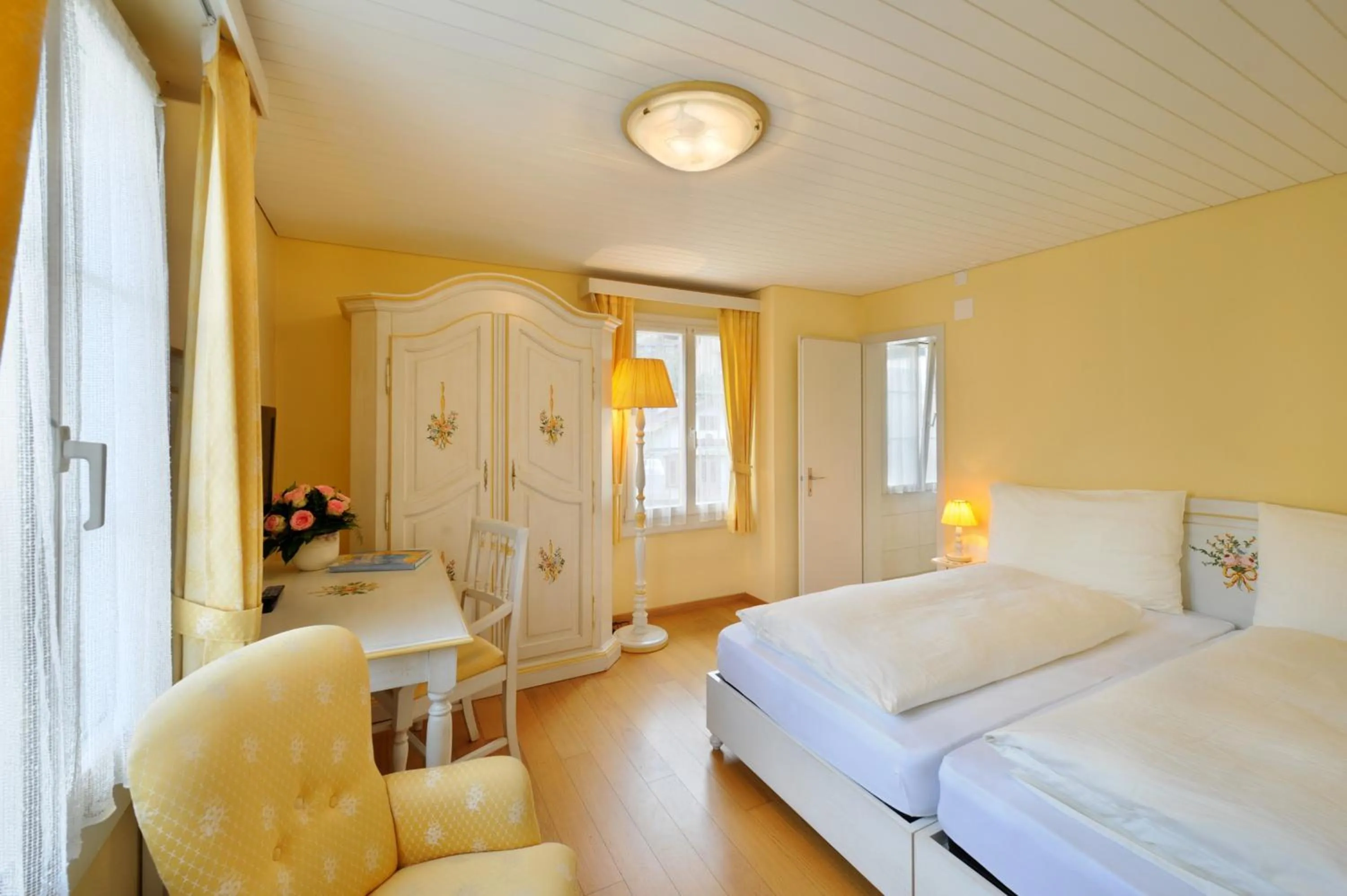 Photo of the whole room, Bed in Seehof Hotel Du Lac