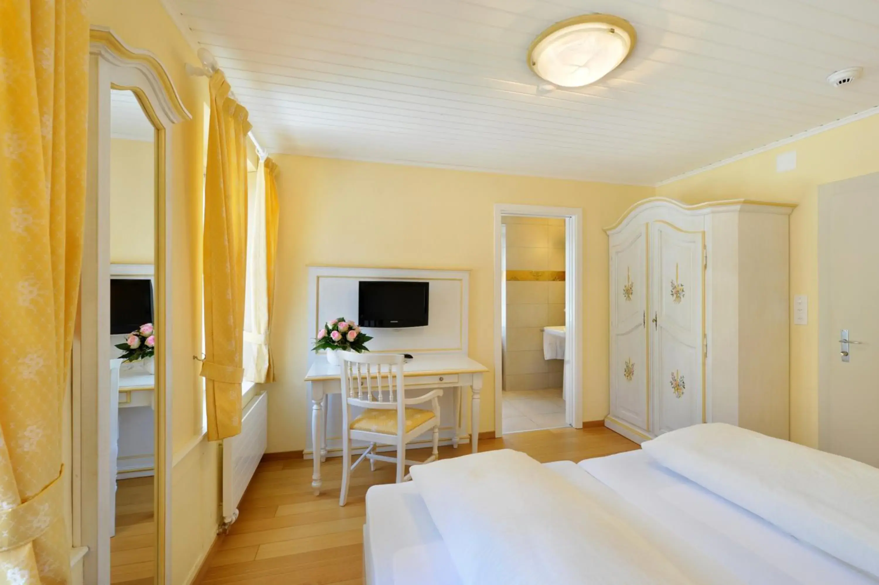 Single Room with Village View in Seehof Hotel Du Lac Single Room with Village View in Seehof Hotel Du Lac