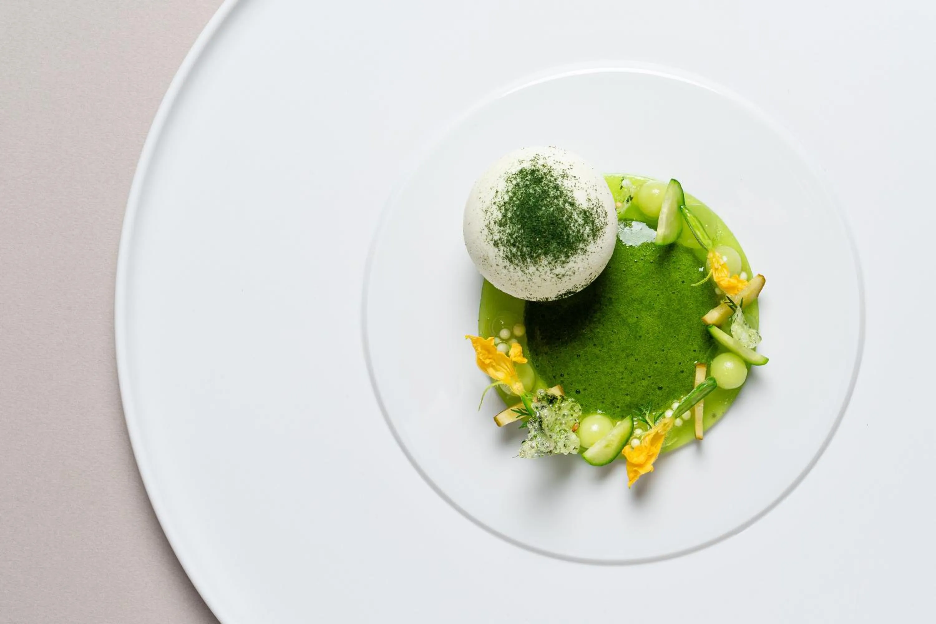 Restaurant/places to eat in The Omnia