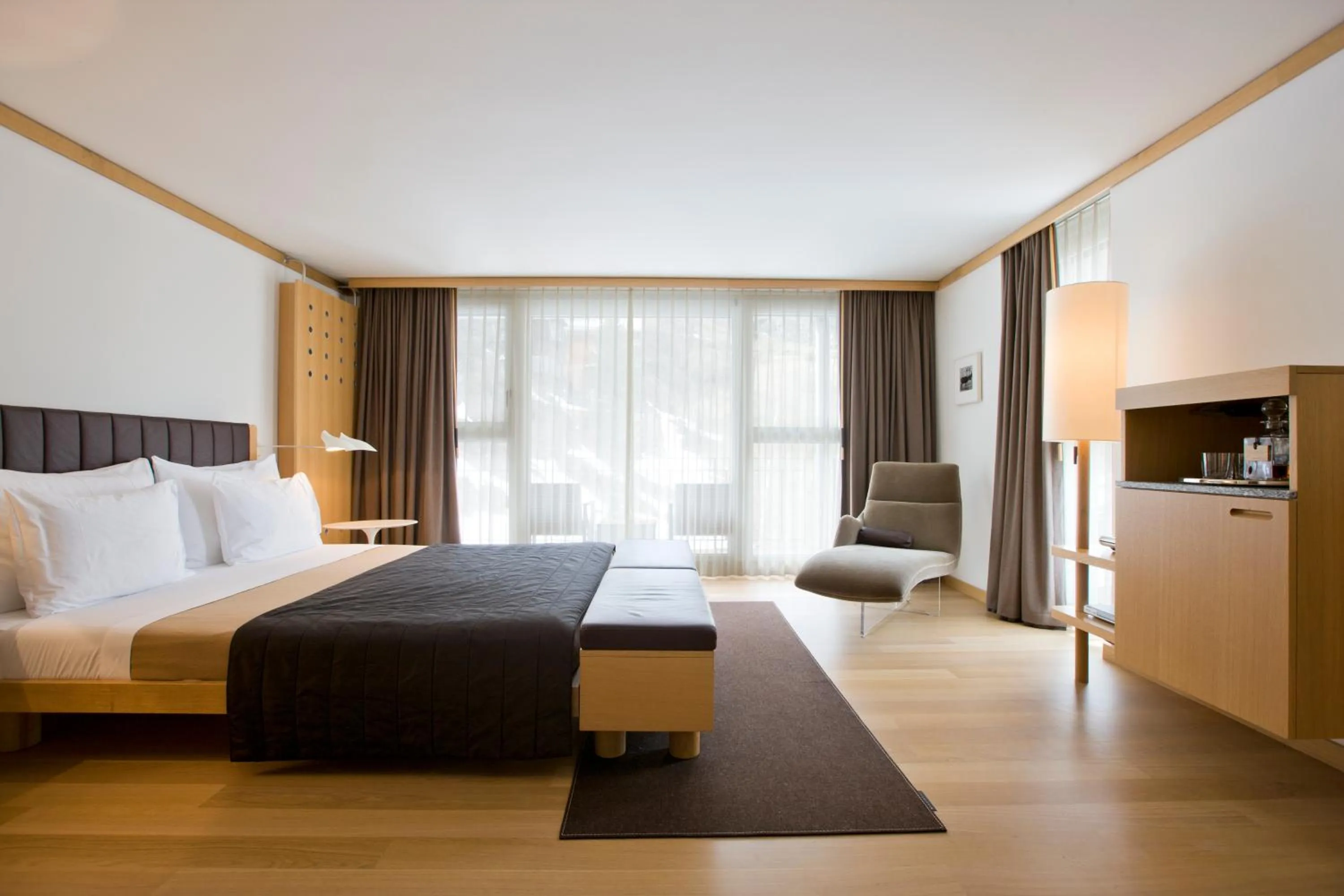 Photo of the whole room, Bed in The Omnia