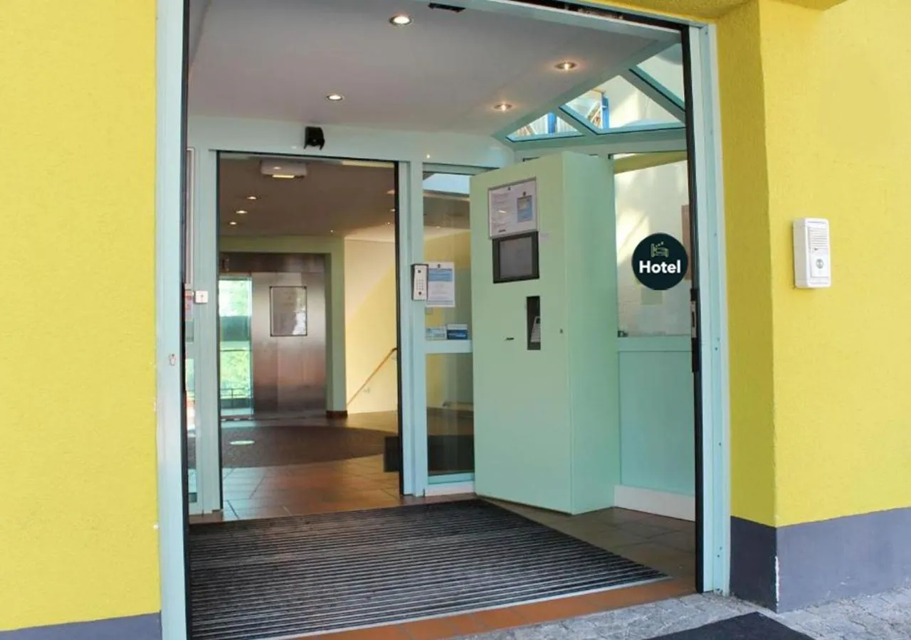 Facade/entrance in Hotel Holledau