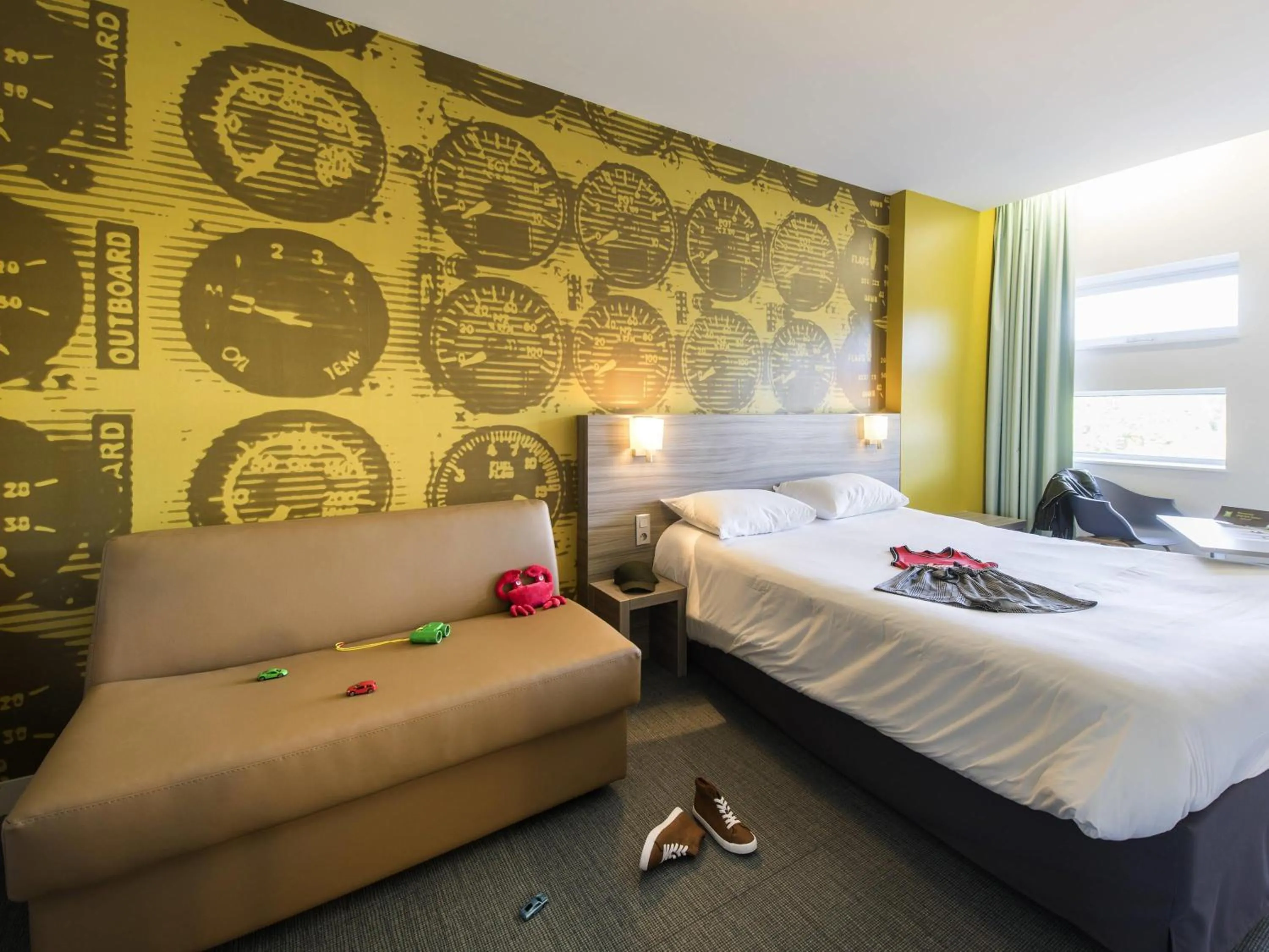 Bedroom, Bed in ibis Styles Le Mans Sud Mulsanne