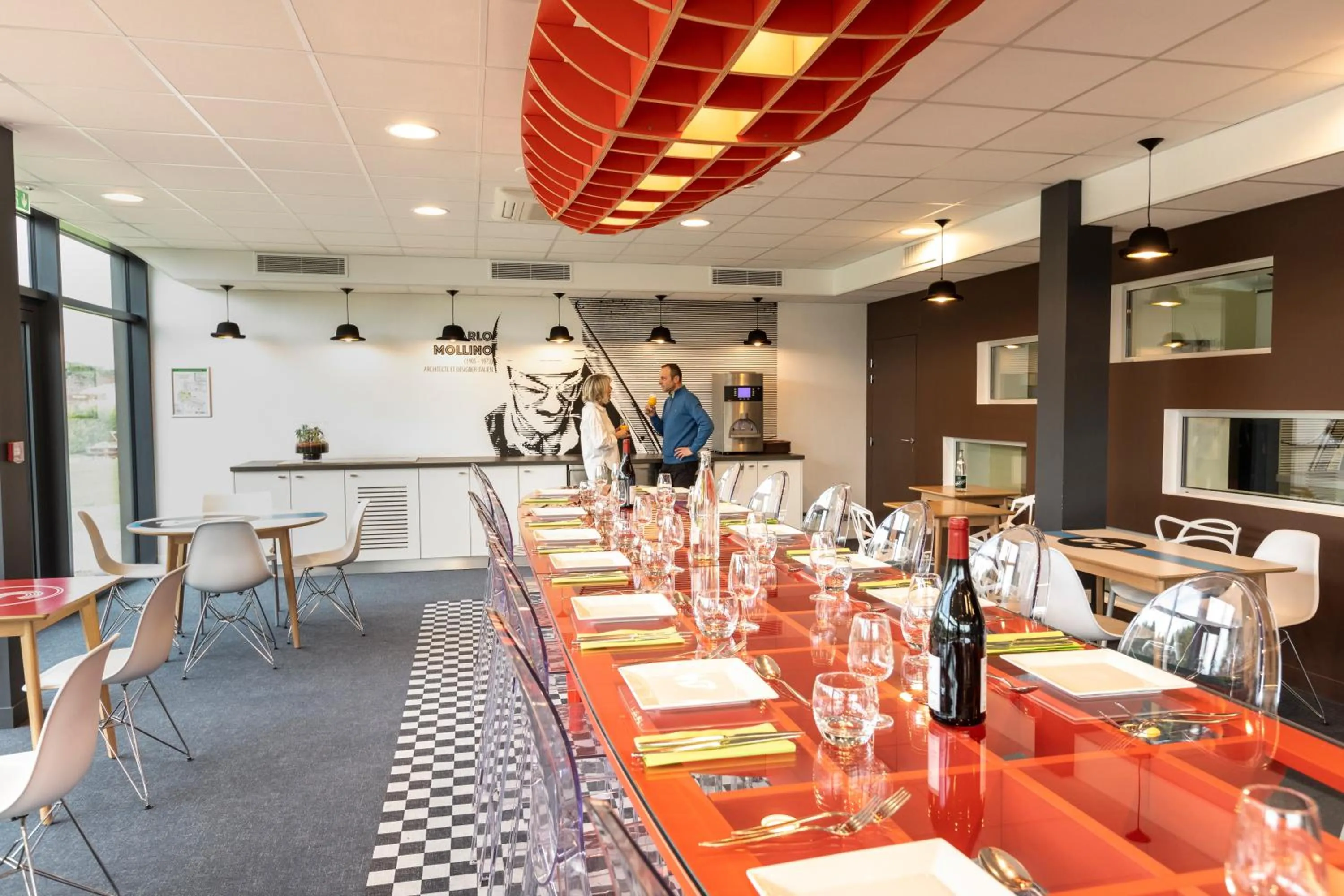 Restaurant/places to eat in ibis Styles Le Mans Sud Mulsanne